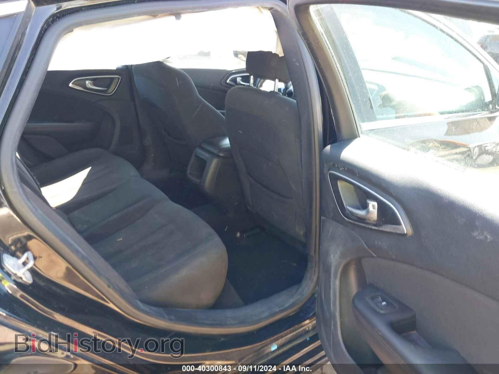 2015 CHRYSLER 200 - VIN: 1C3CCCAB1FN755809 - Фото 8