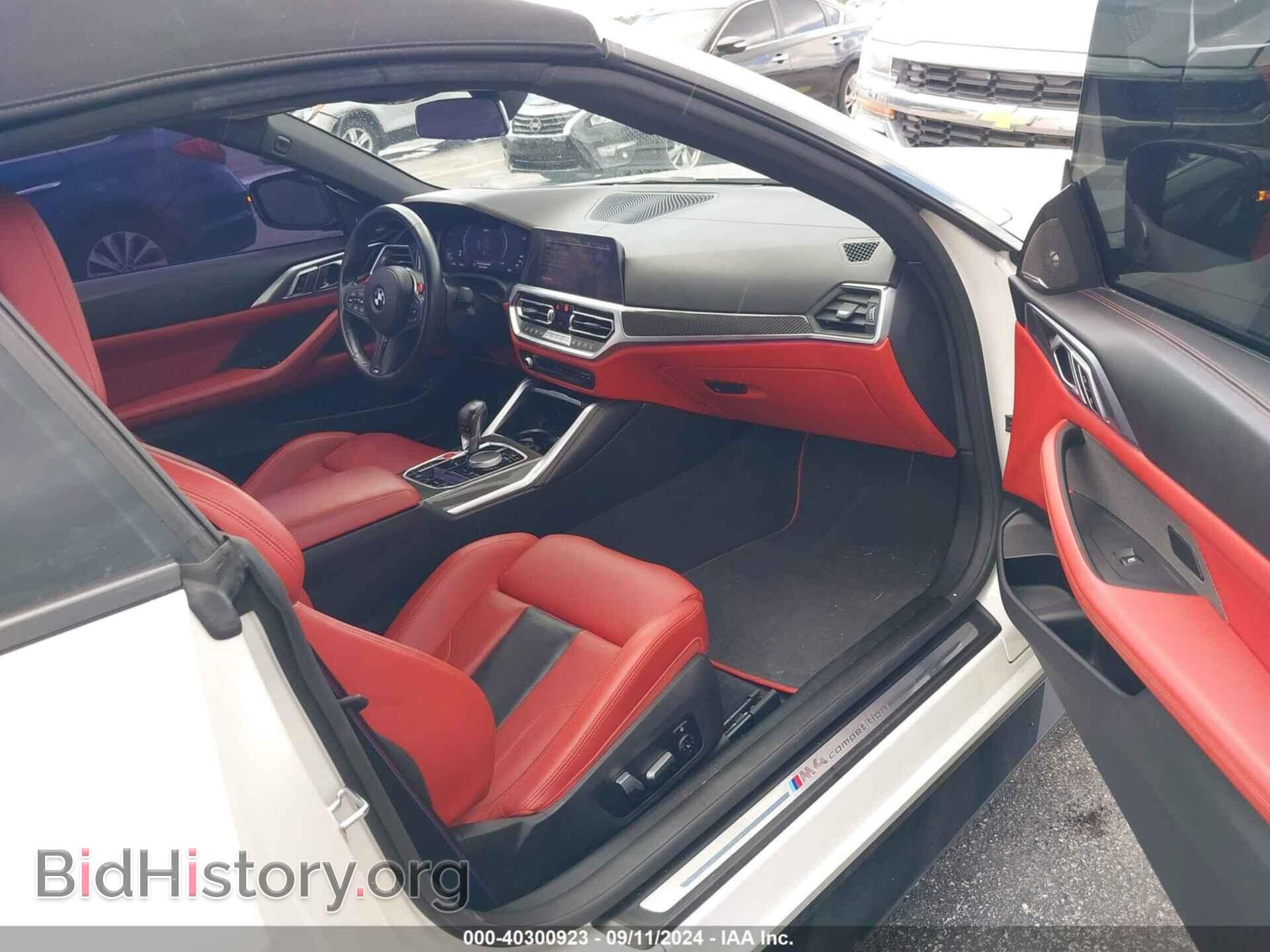 2022 BMW M4 - VIN: WBS33BA07NCK03481 - Фото 5