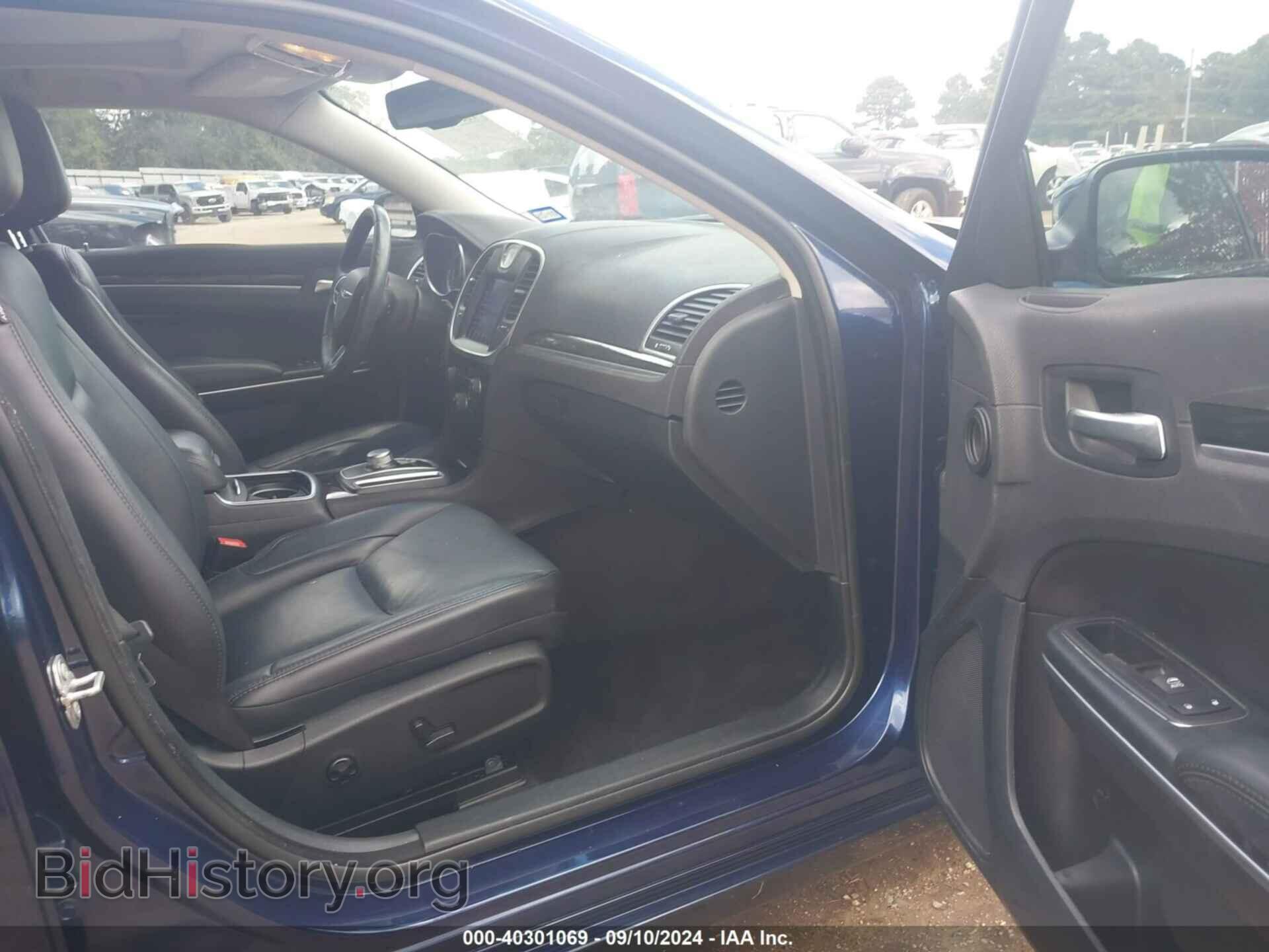 2017 CHRYSLER 300 - VIN: 2C3CCAAG4HH616169 - Фото 5