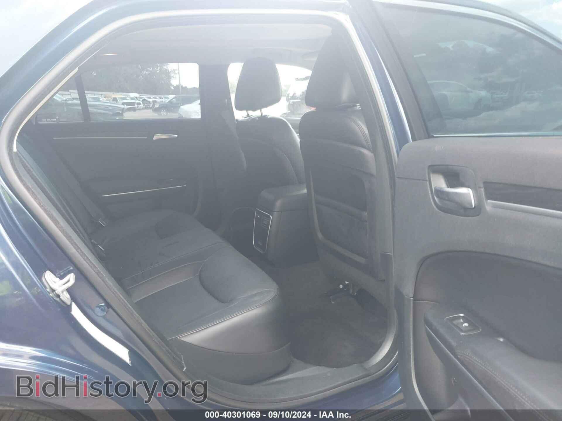 2017 CHRYSLER 300 - VIN: 2C3CCAAG4HH616169 - Фото 8