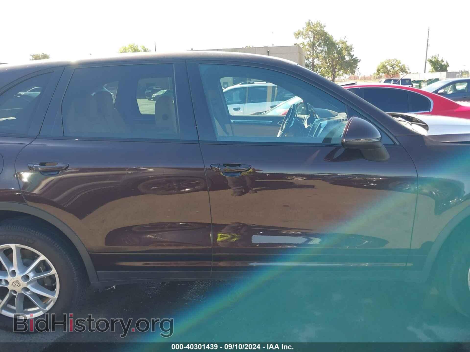 2016 PORSCHE CAYENNE - VIN: WP1AA2A29GKA09015 - Фото 14