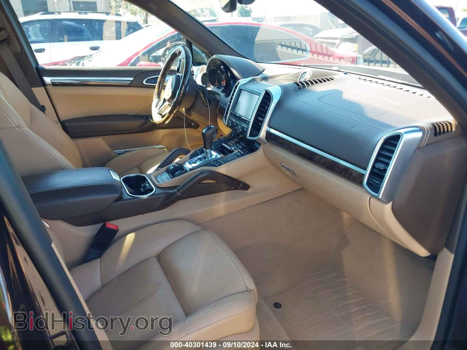 2016 PORSCHE CAYENNE - VIN: WP1AA2A29GKA09015 - Фото 5