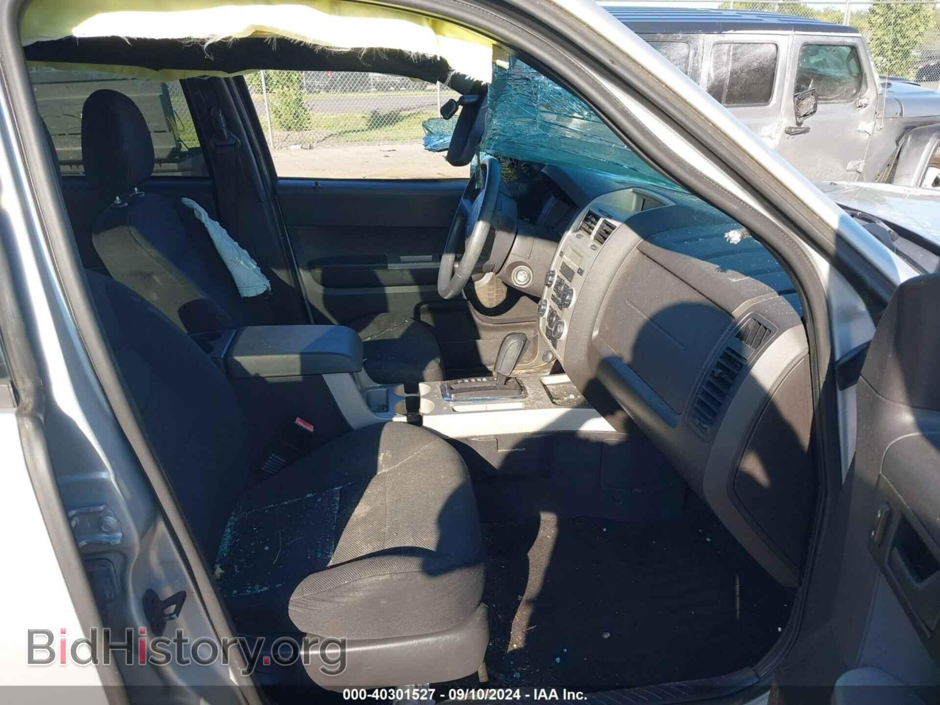 2008 FORD ESCAPE - VIN: 1FMCU93128KD41387 - Фото 5