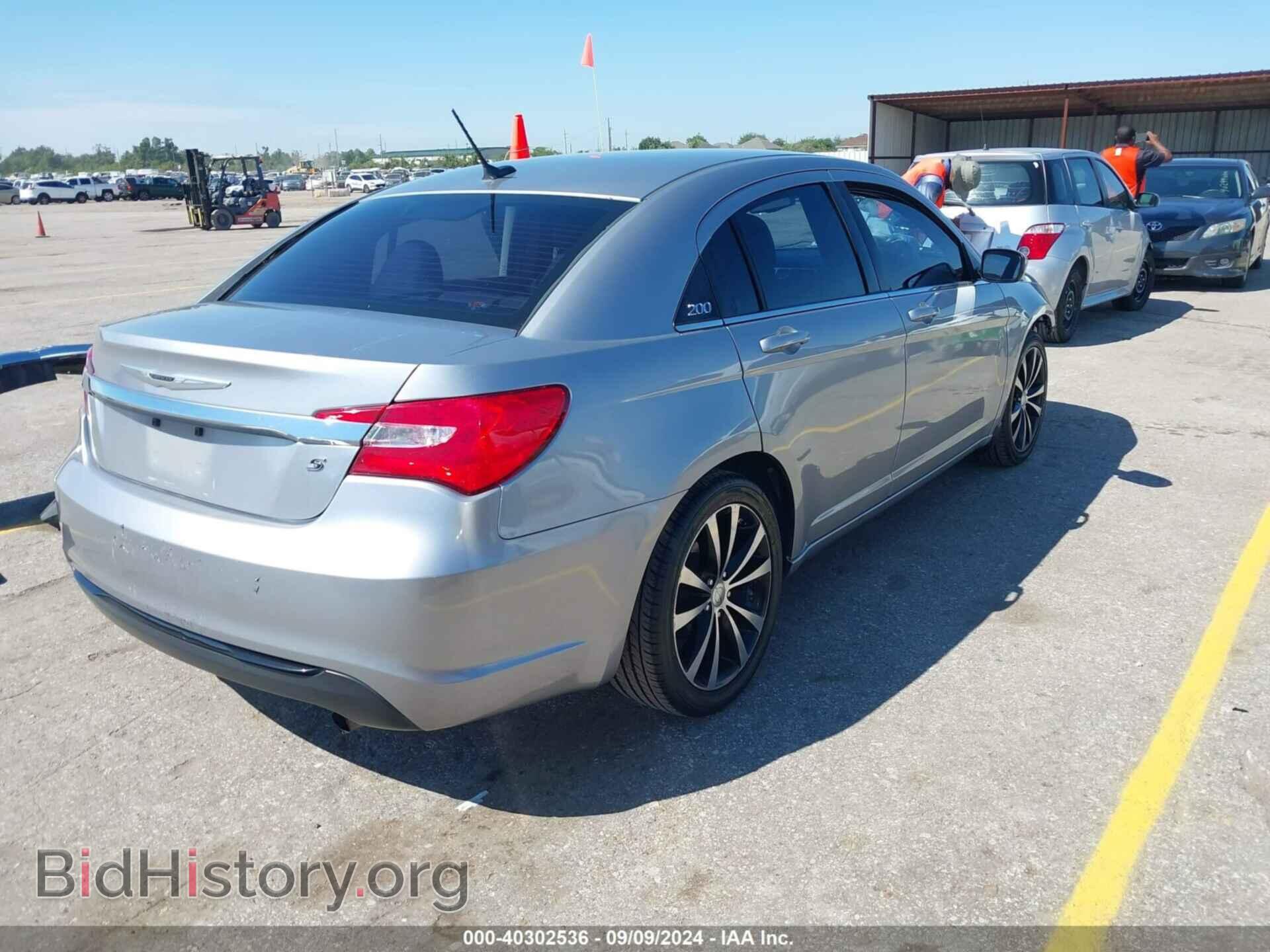 2014 CHRYSLER 200 - VIN: 1C3CCBBB4EN172092 - Фото 4