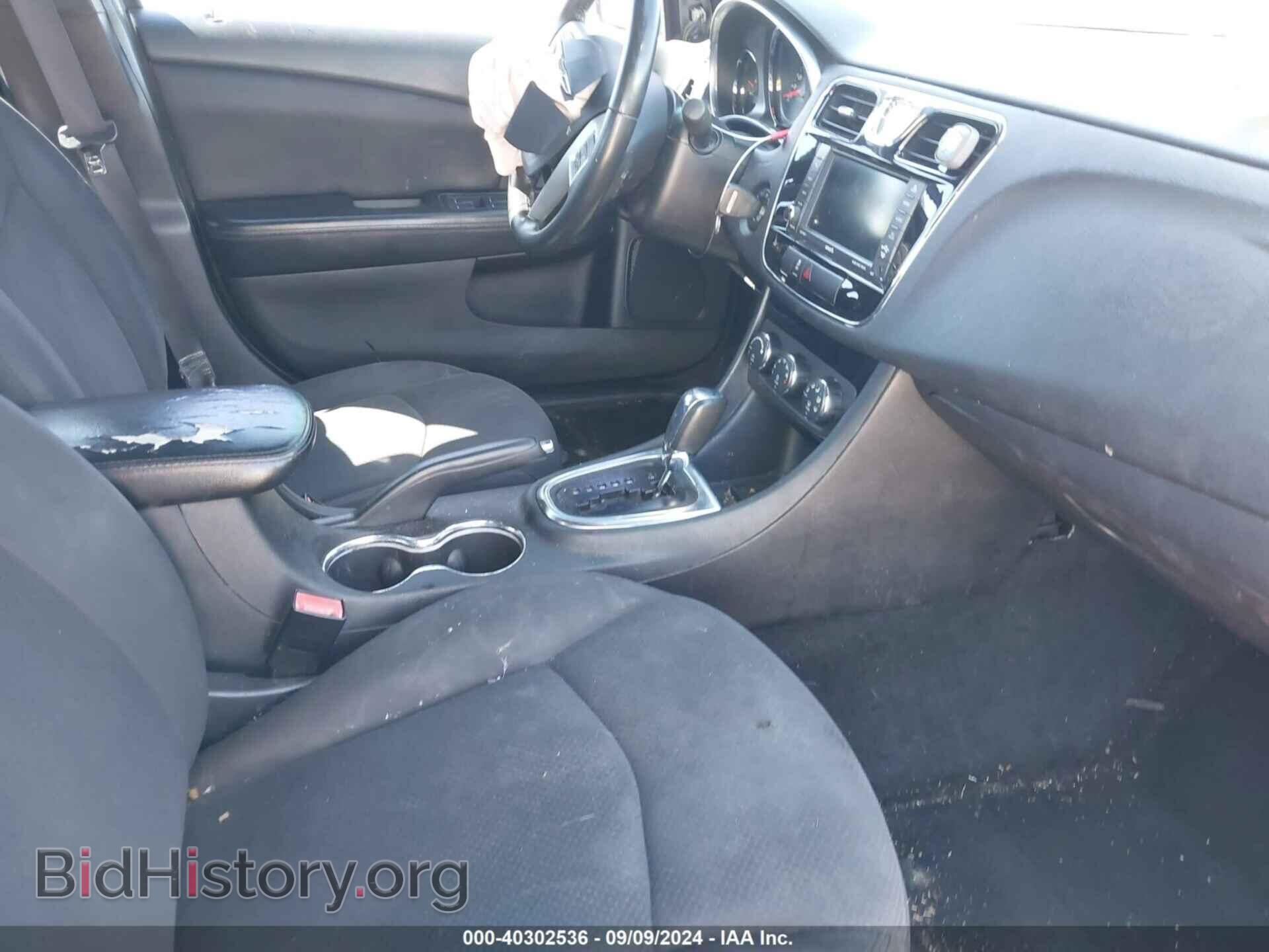 2014 CHRYSLER 200 - VIN: 1C3CCBBB4EN172092 - Фото 5