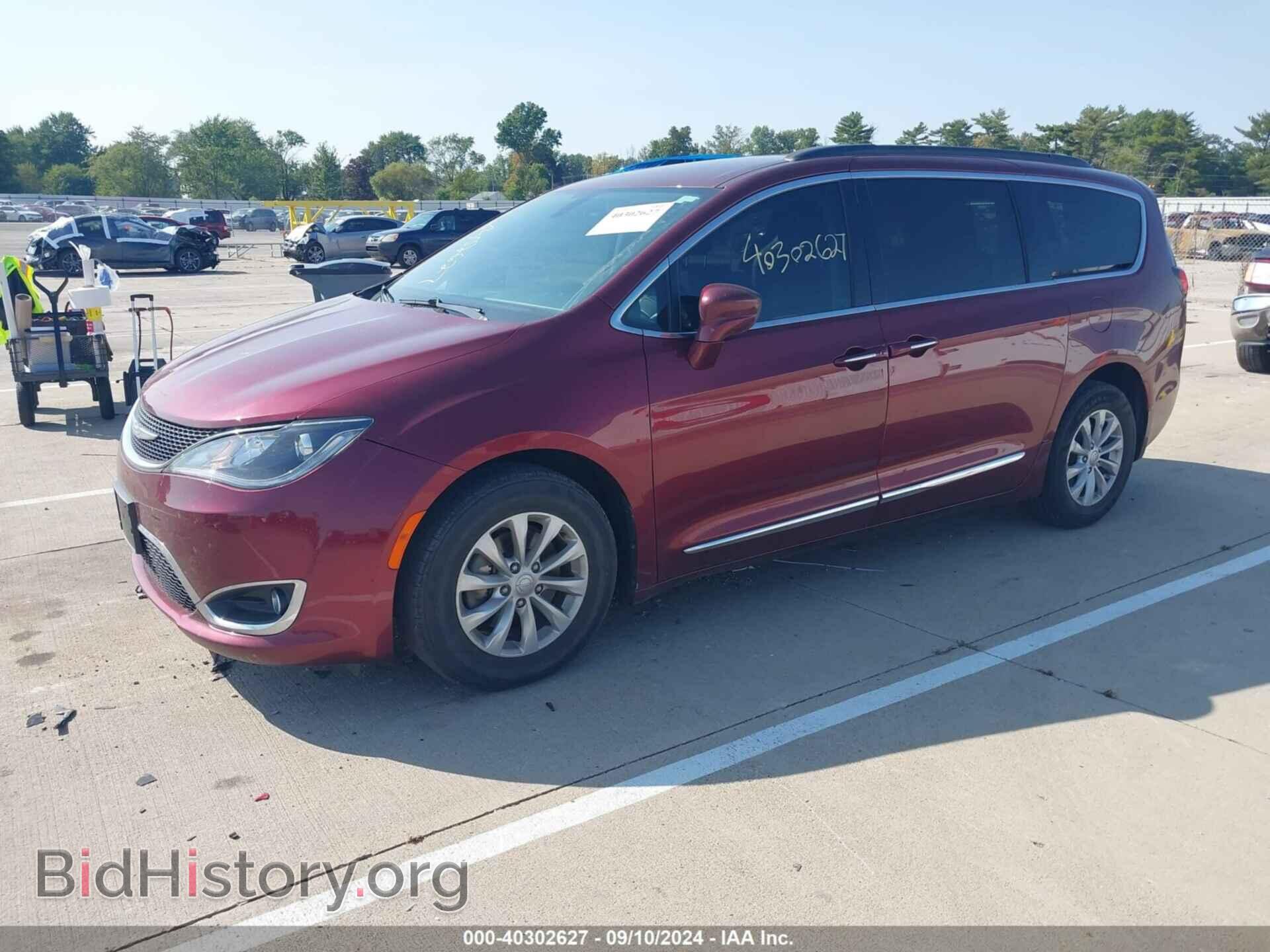 2017 CHRYSLER PACIFICA - VIN: 2C4RC1BGXHR822272 - Фото 2