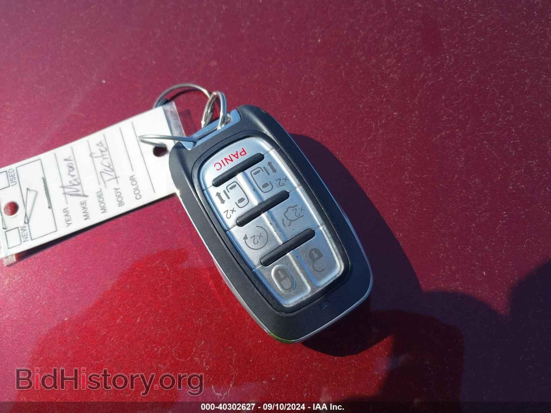 2017 CHRYSLER PACIFICA - VIN: 2C4RC1BGXHR822272 - Фото 11