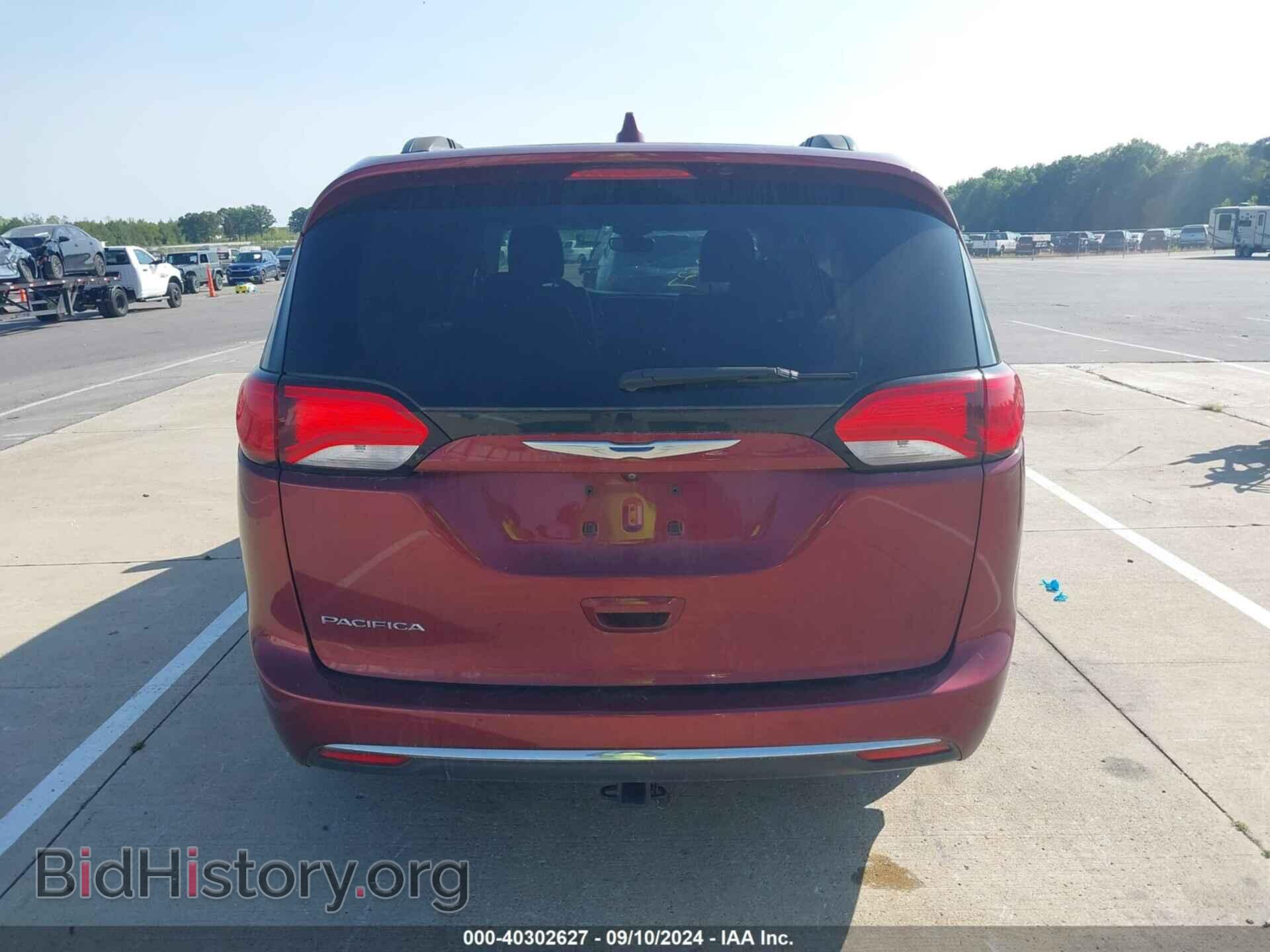2017 CHRYSLER PACIFICA - VIN: 2C4RC1BGXHR822272 - Фото 17