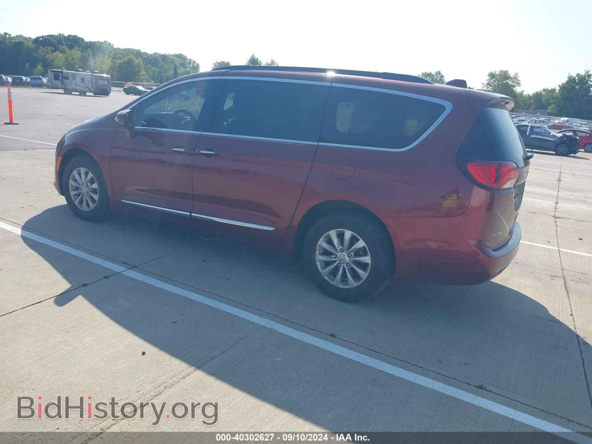 2017 CHRYSLER PACIFICA - VIN: 2C4RC1BGXHR822272 - Фото 3