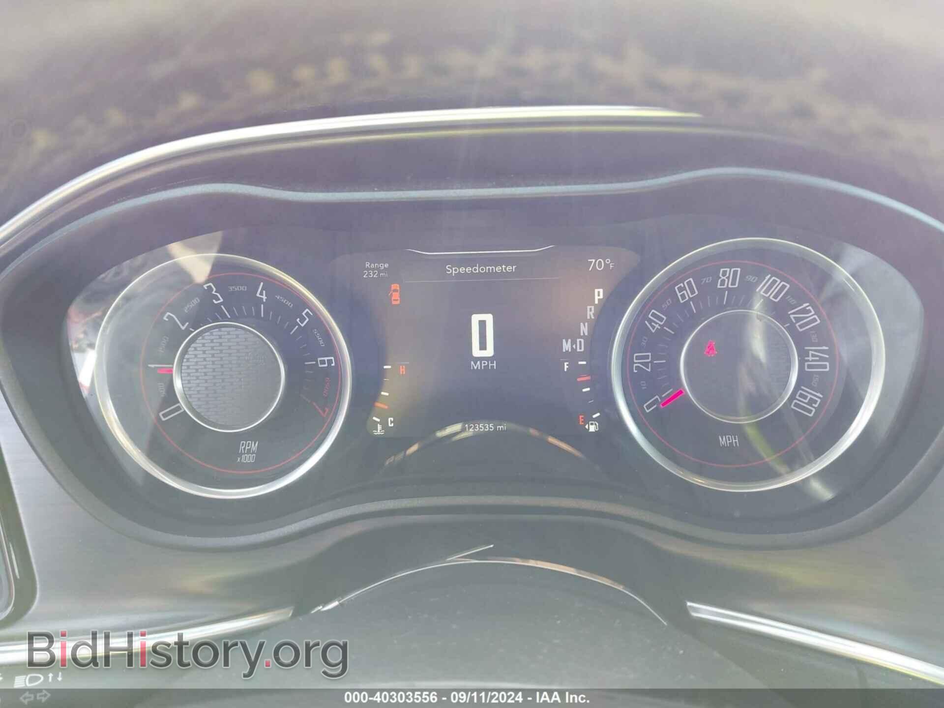 2015 DODGE CHALLENGER - VIN: 2C3CDZAG3FH913295 - Фото 7