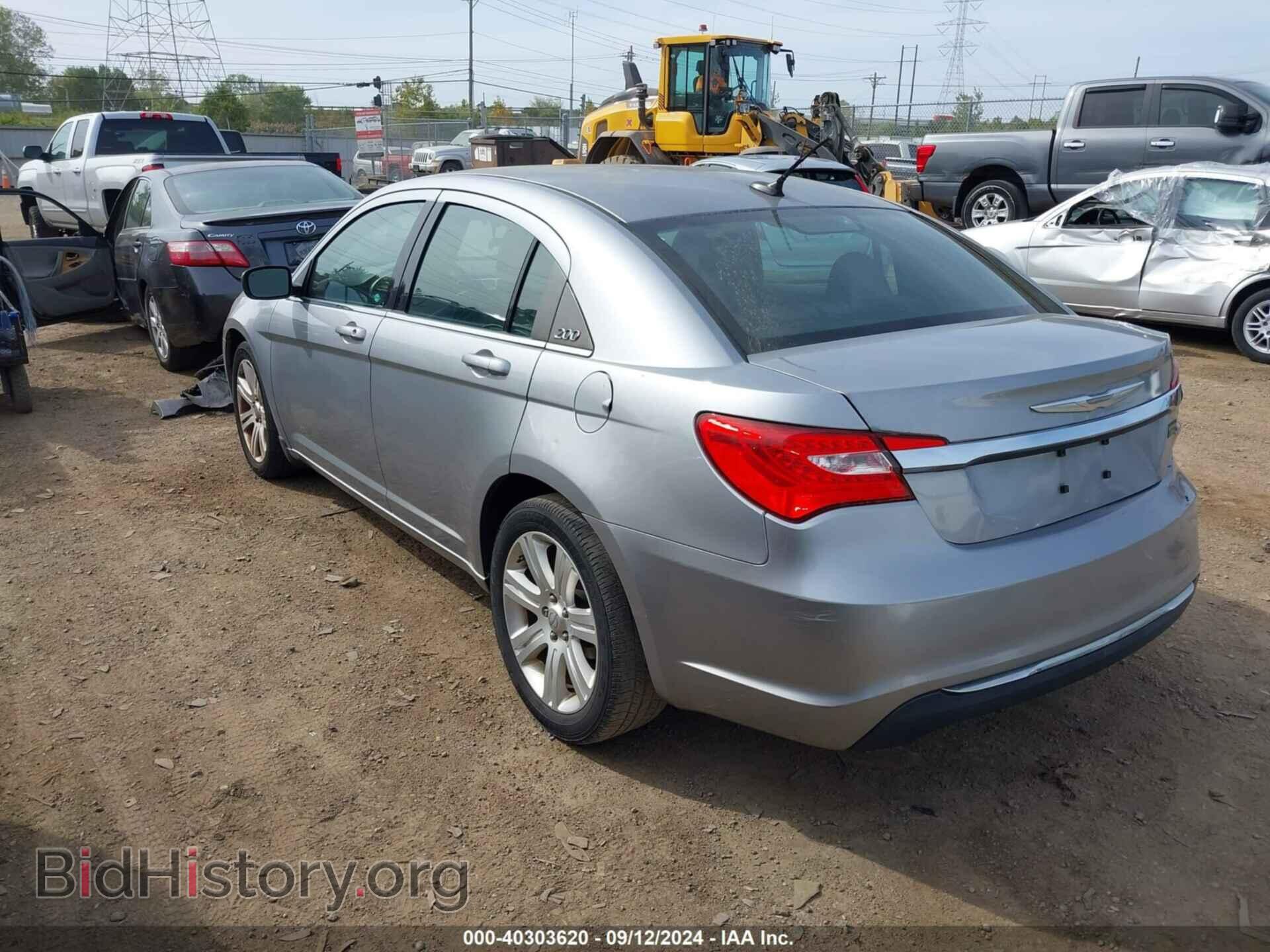 2013 CHRYSLER 200 - VIN: 1C3CCBAB7DN670092 - Фото 3