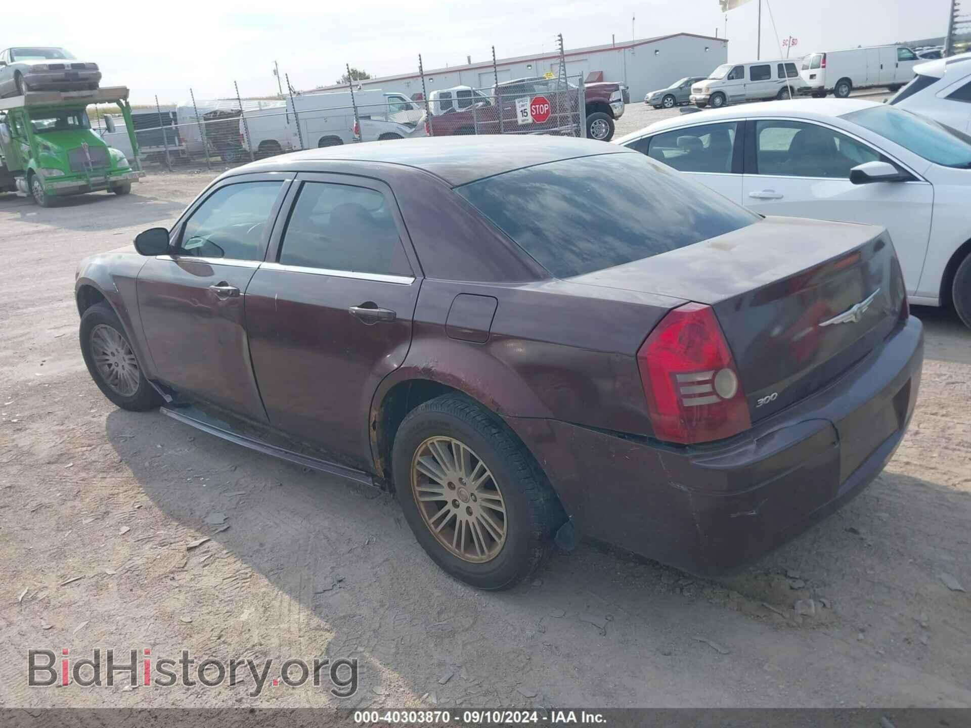 2009 CHRYSLER 300 - VIN: 2C3KA43D29H516580 - Фото 3
