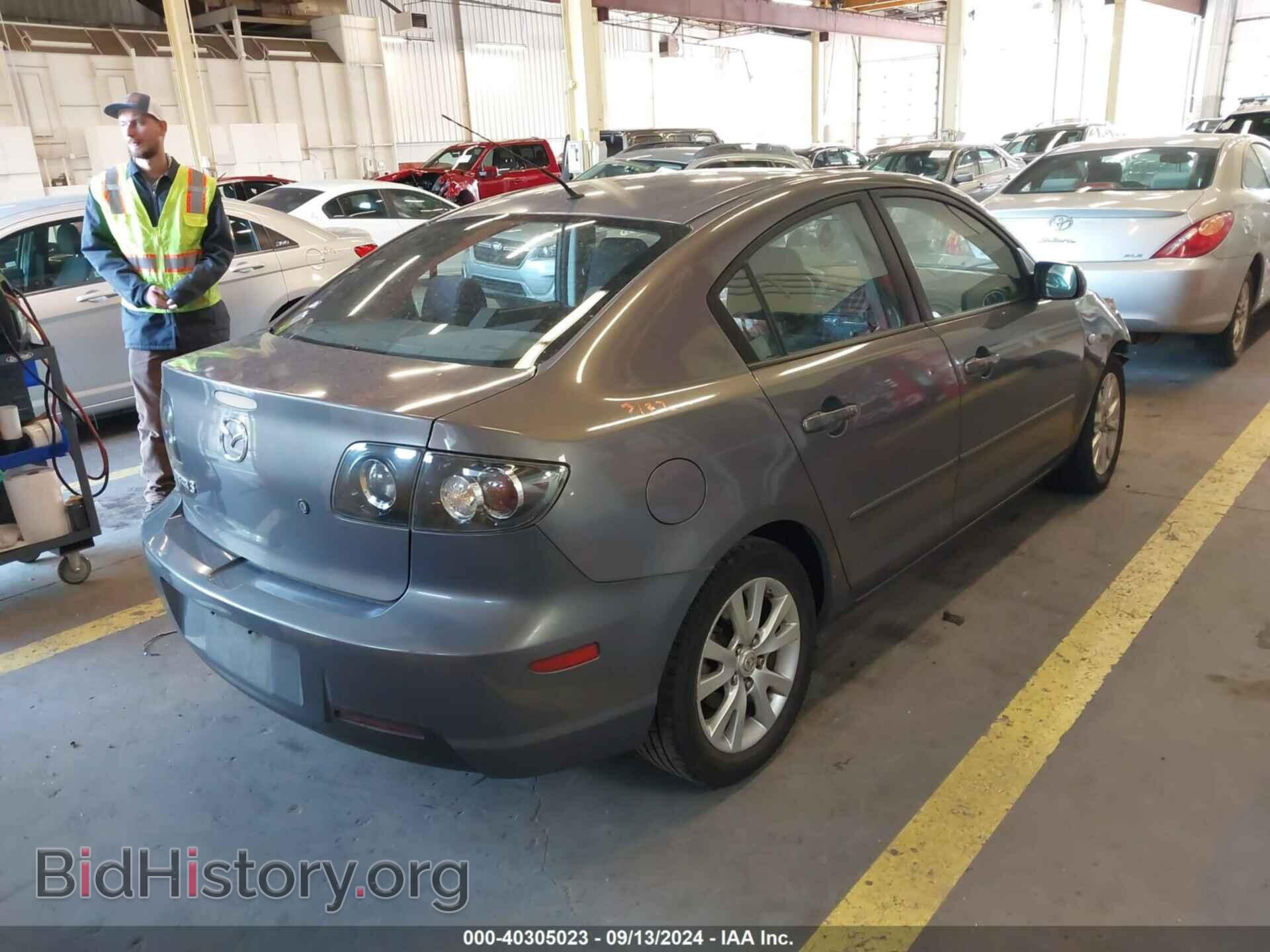 2008 MAZDA MAZDA3 - VIN: JM1BK32F681874591 - Фото 4