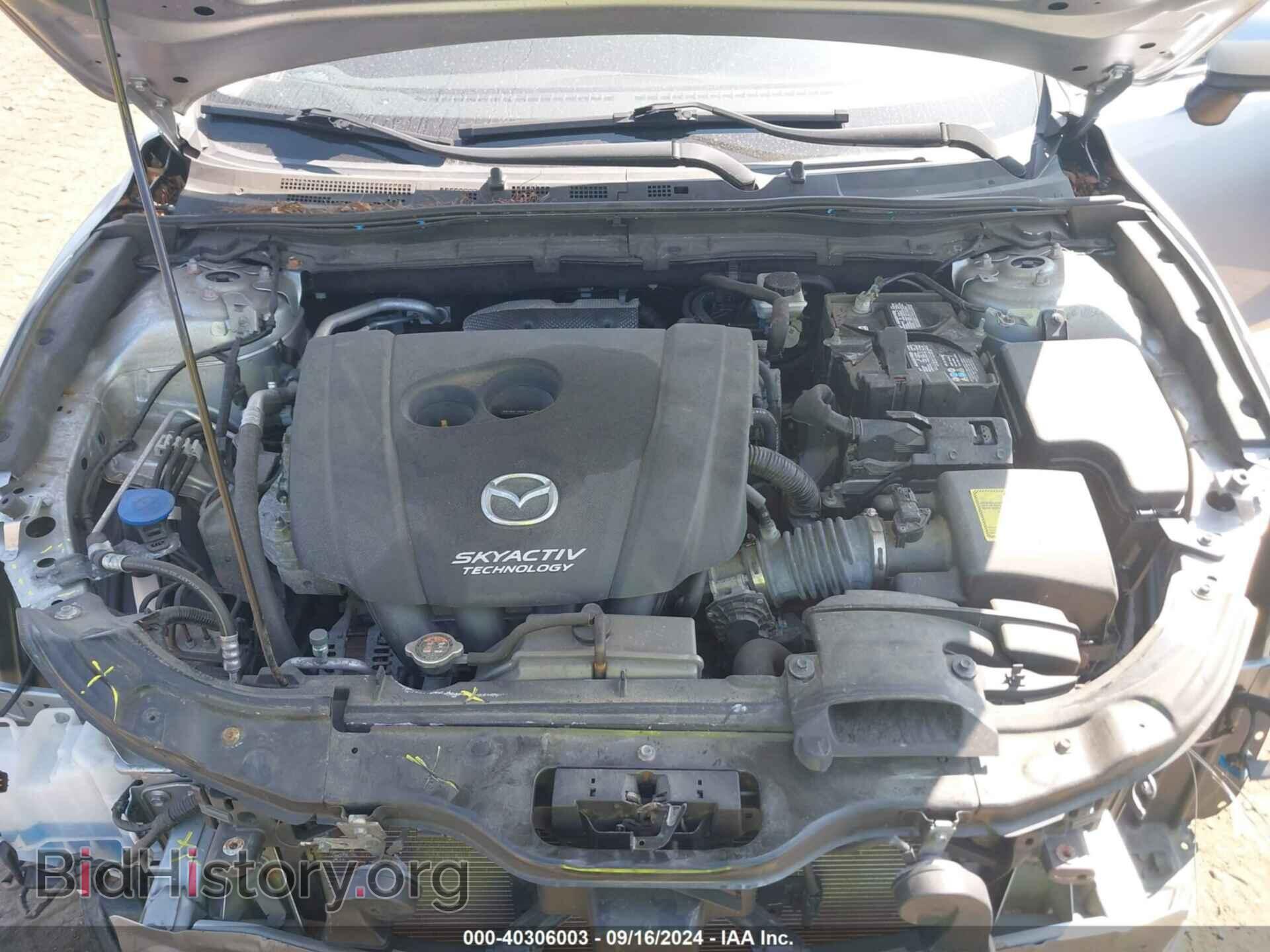 2018 MAZDA MAZDA3 - VIN: 3MZBN1V38JM267840 - Фото 10