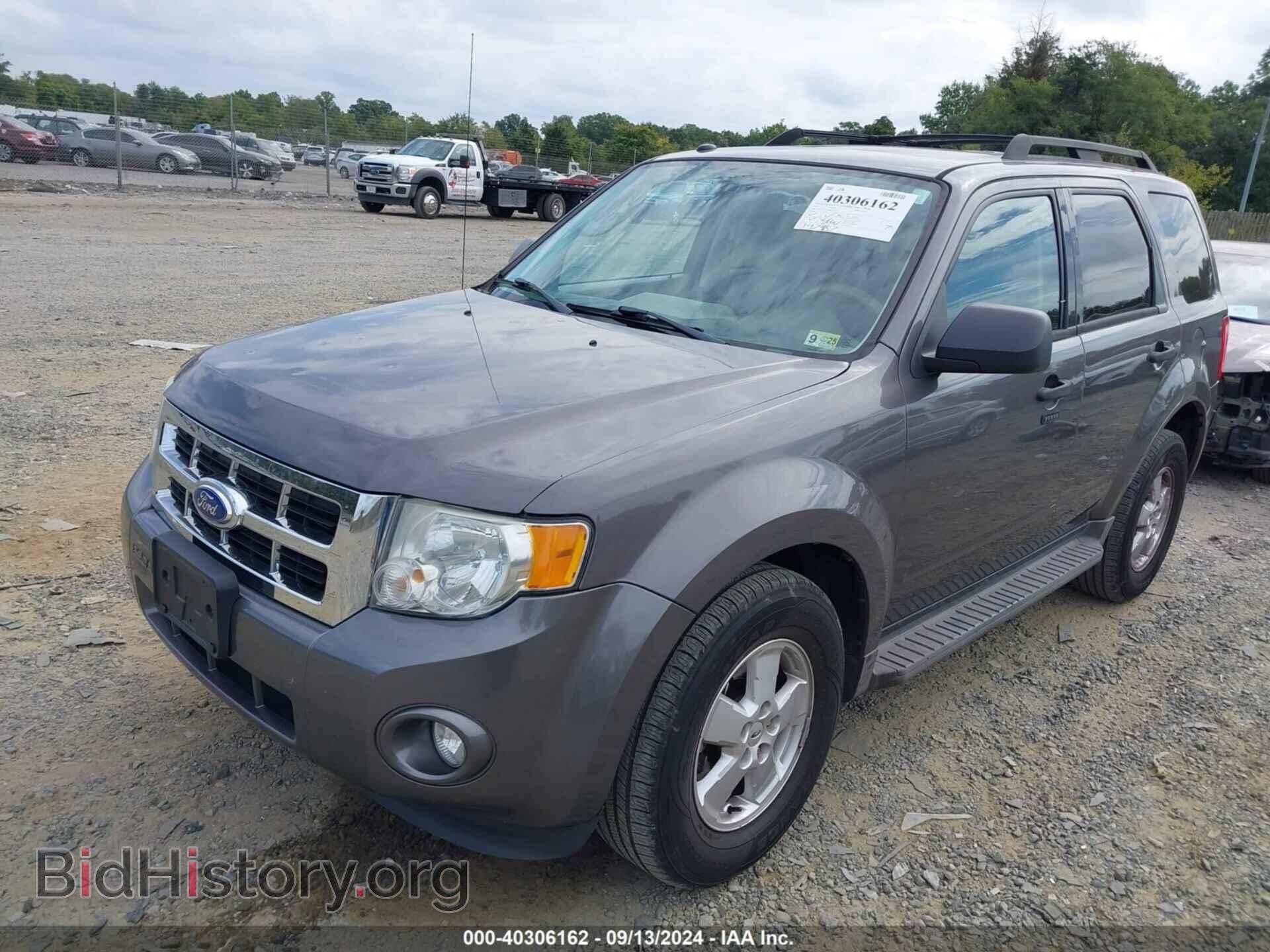 2011 FORD ESCAPE - VIN: 1FMCU9DG4BKC02436 - Photo 2