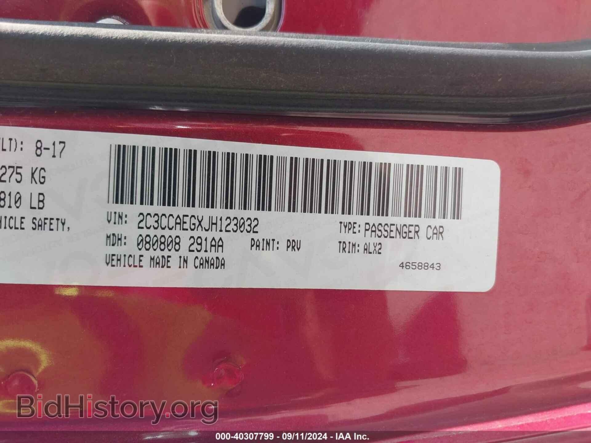 2018 CHRYSLER 300 - VIN: 2C3CCAEGXJH123032 - Фото 9