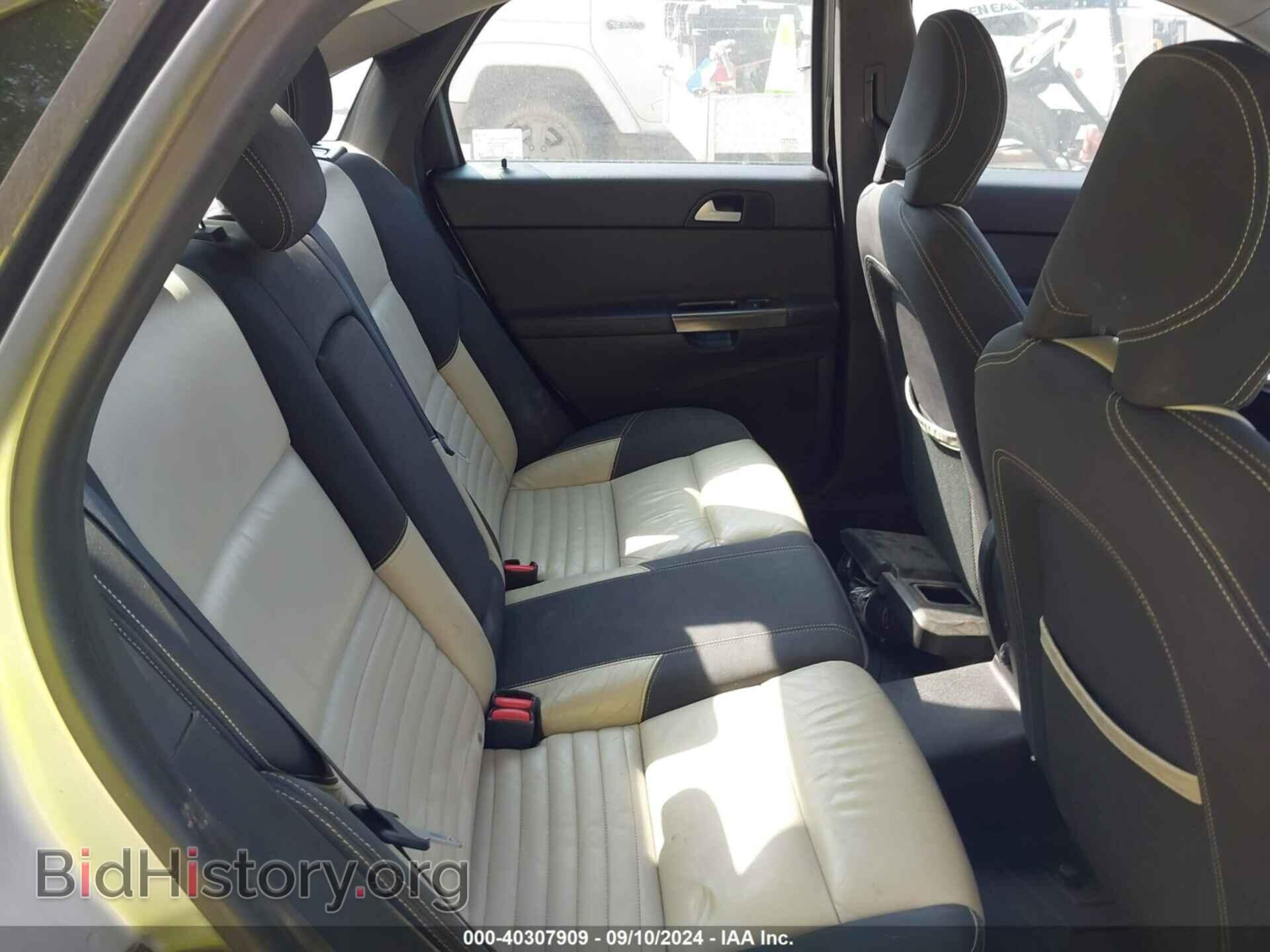 2011 VOLVO S40 - VIN: YV1672MS8B2541702 - Фото 8