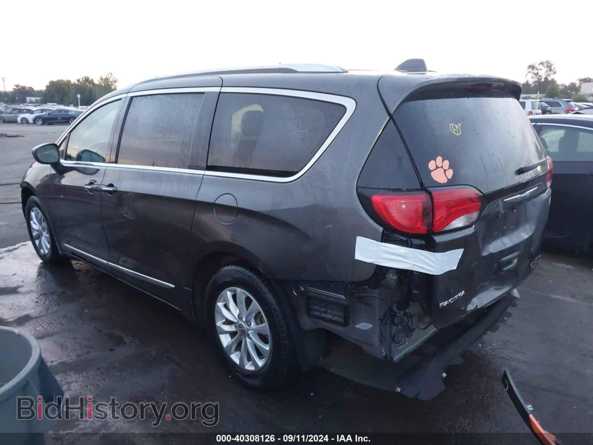2018 CHRYSLER PACIFICA - VIN: 2C4RC1BG3JR217015 - Фото 3
