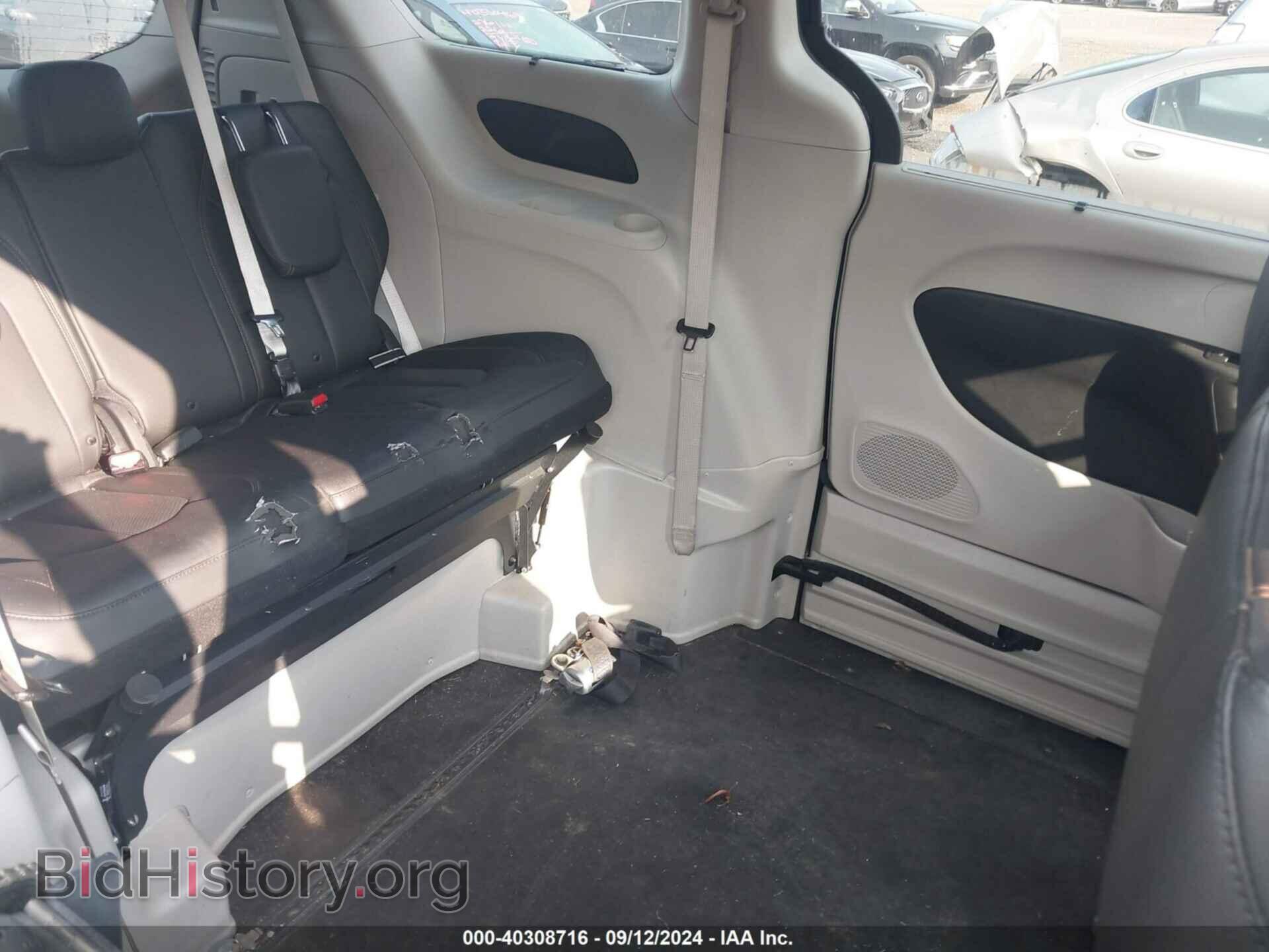 2020 CHRYSLER PACIFICA - VIN: 2C4RC1BG0LR232557 - Фото 8