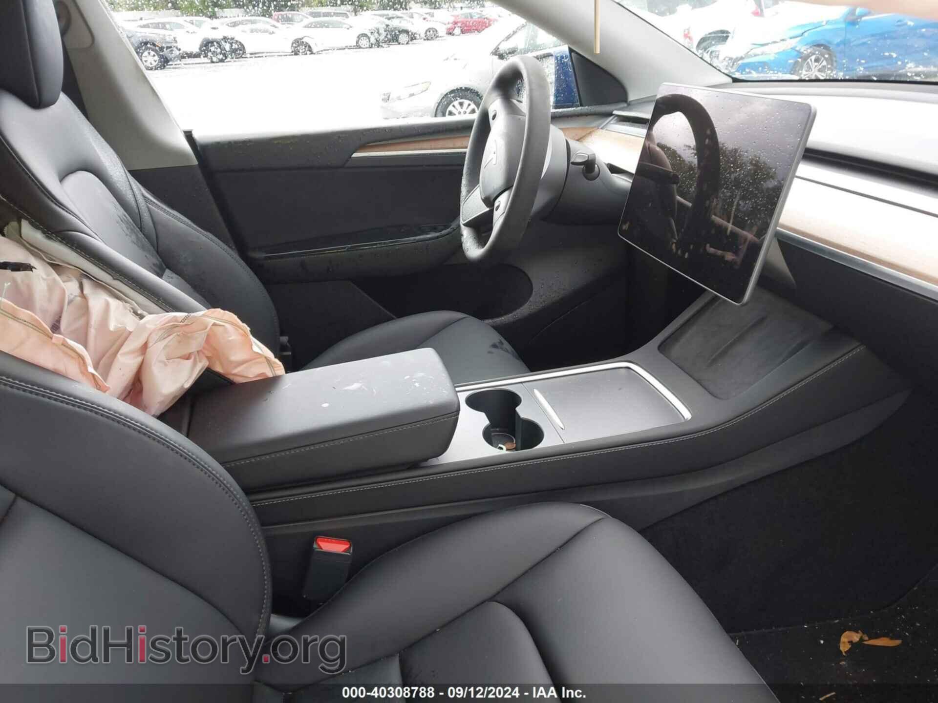 2024 TESLA MODEL Y - VIN: 7SAYGDED6RF091083 - Фото 5