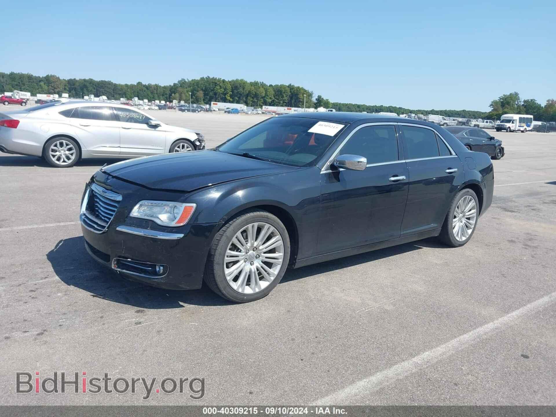 2012 CHRYSLER 300C - VIN: 2C3CCAET8CH188641 - Фото 2