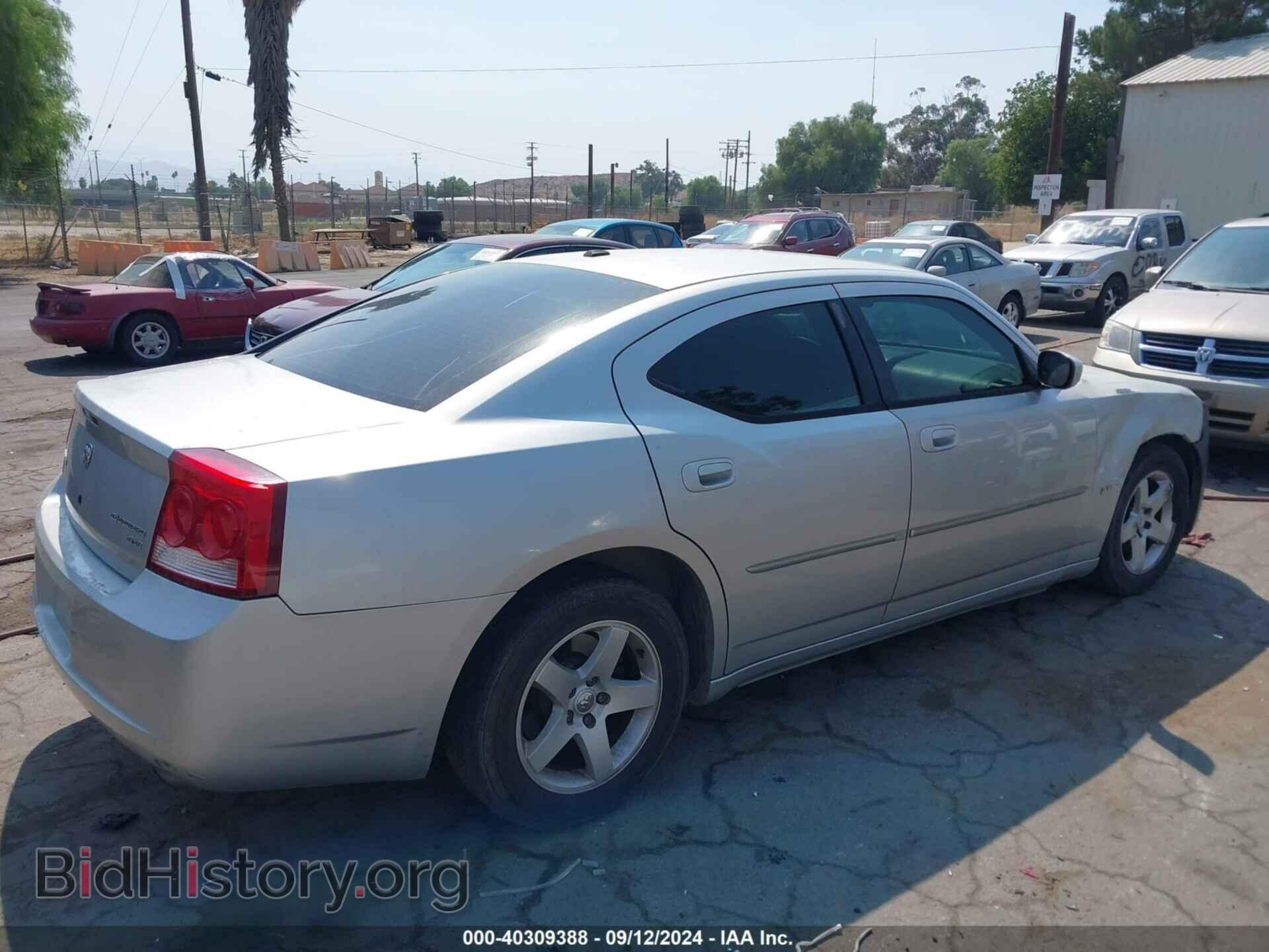 2010 DODGE CHARGER - VIN: 2B3CA3CV7AH299214 - Фото 4