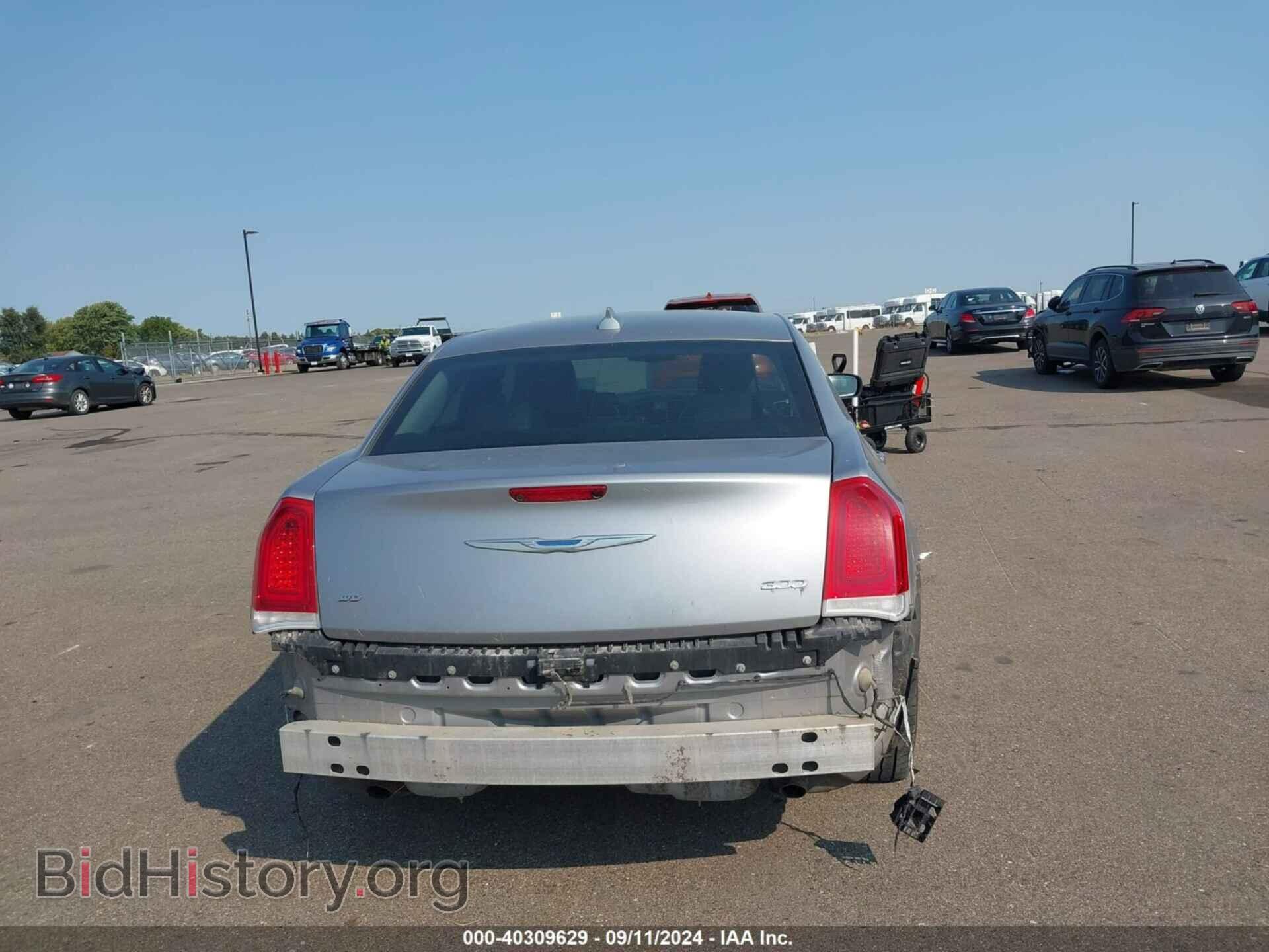 2017 CHRYSLER 300 - VIN: 2C3CCARG2HH580339 - Фото 17