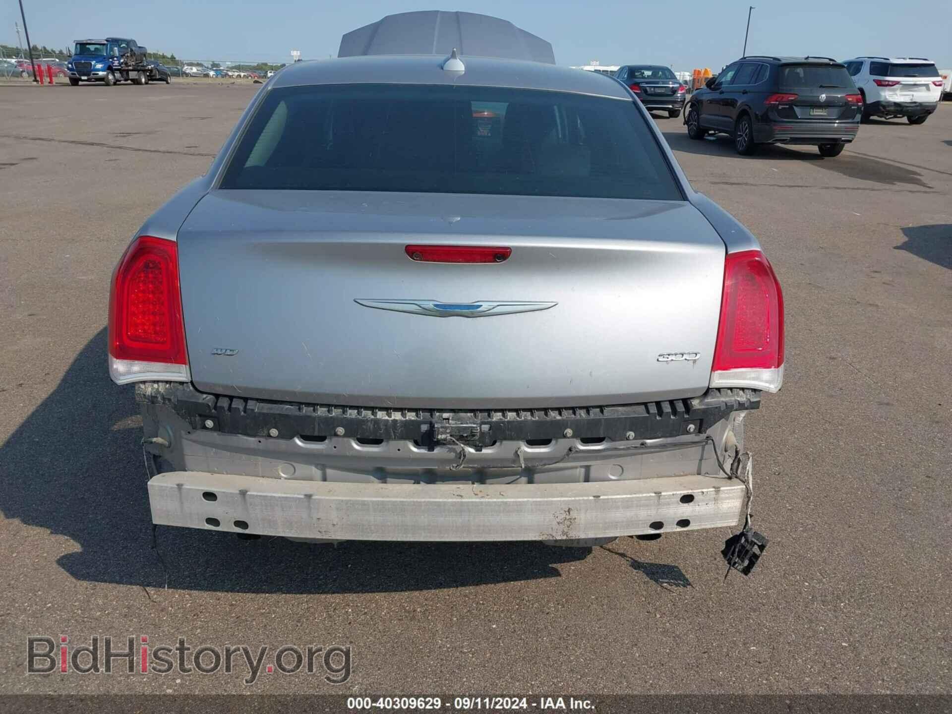 2017 CHRYSLER 300 - VIN: 2C3CCARG2HH580339 - Фото 6
