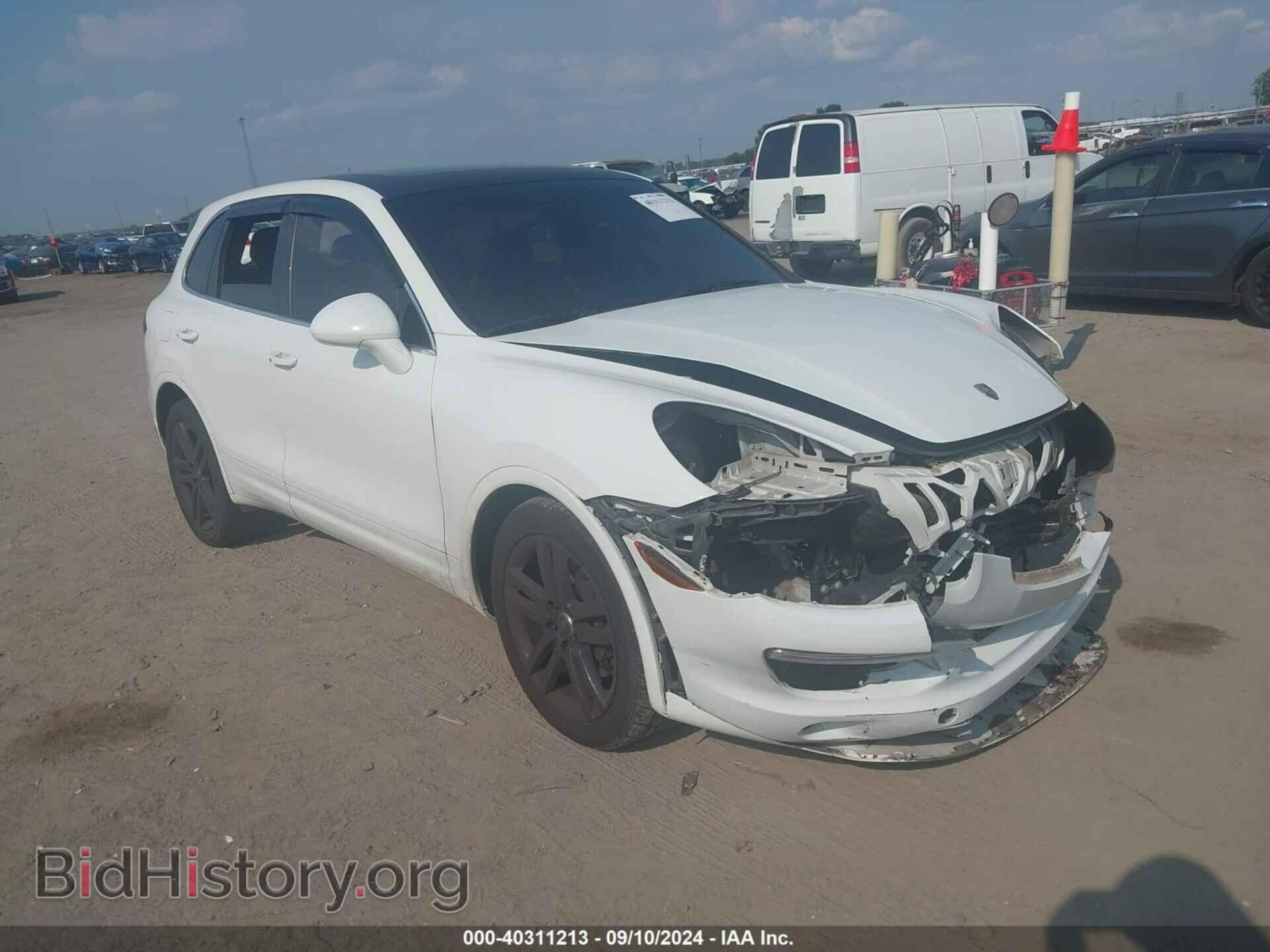 Photo WP1AA2A23DLA01689 - PORSCHE CAYENNE 2013