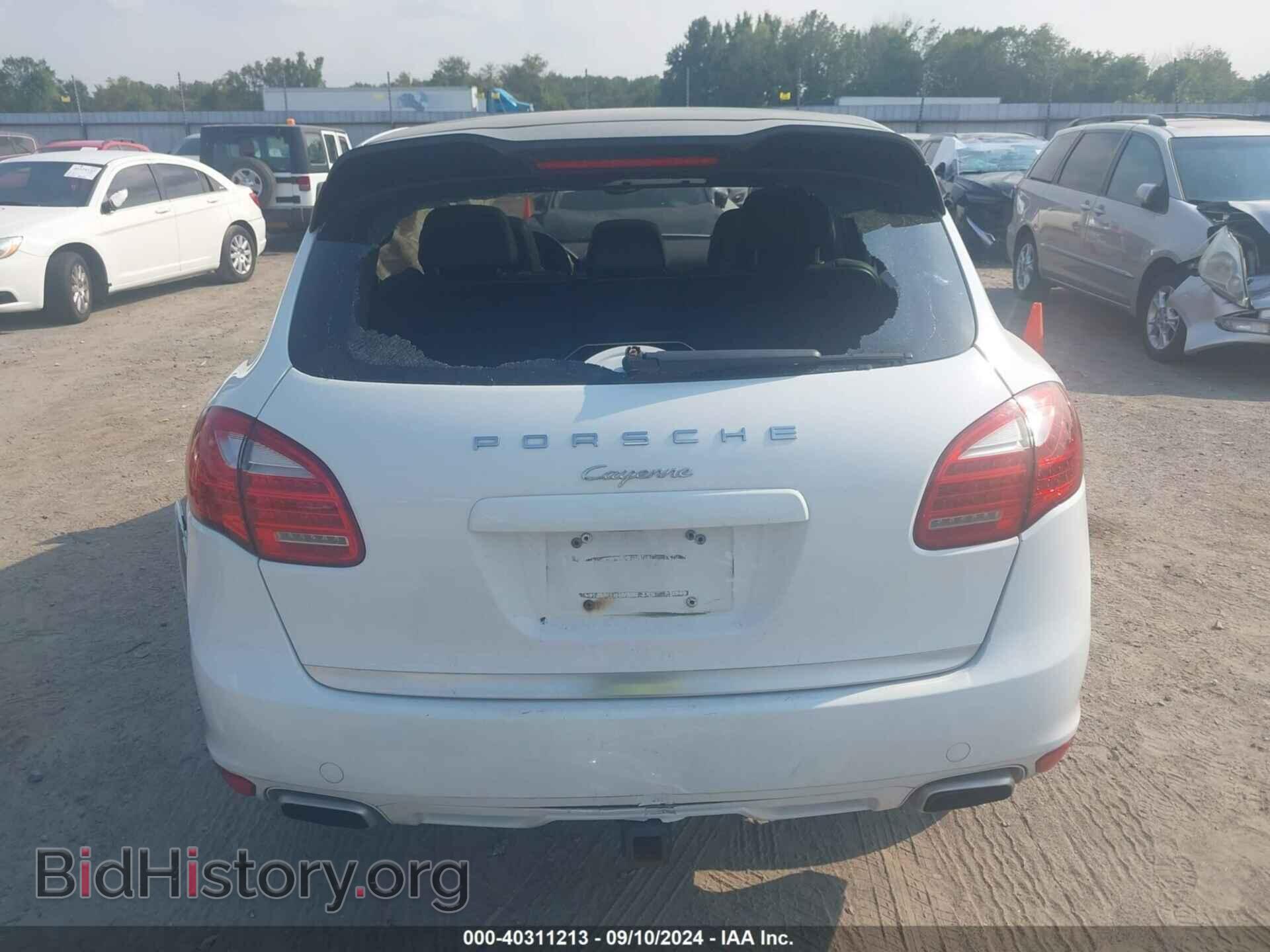 2013 PORSCHE CAYENNE - VIN: WP1AA2A23DLA01689 - Фото 16