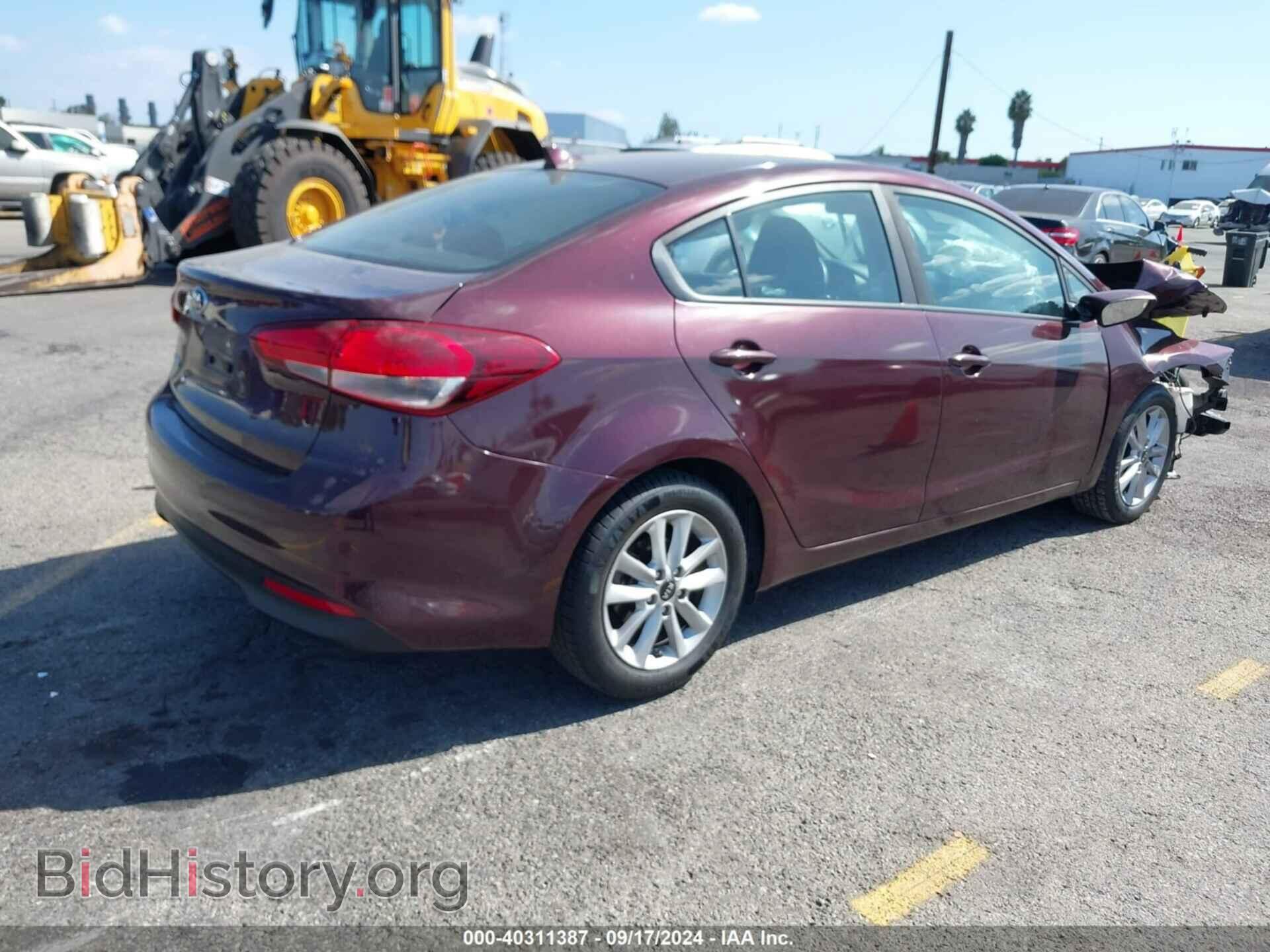 2017 KIA FORTE - VIN: 3KPFL4A78HE007799 - Фото 4