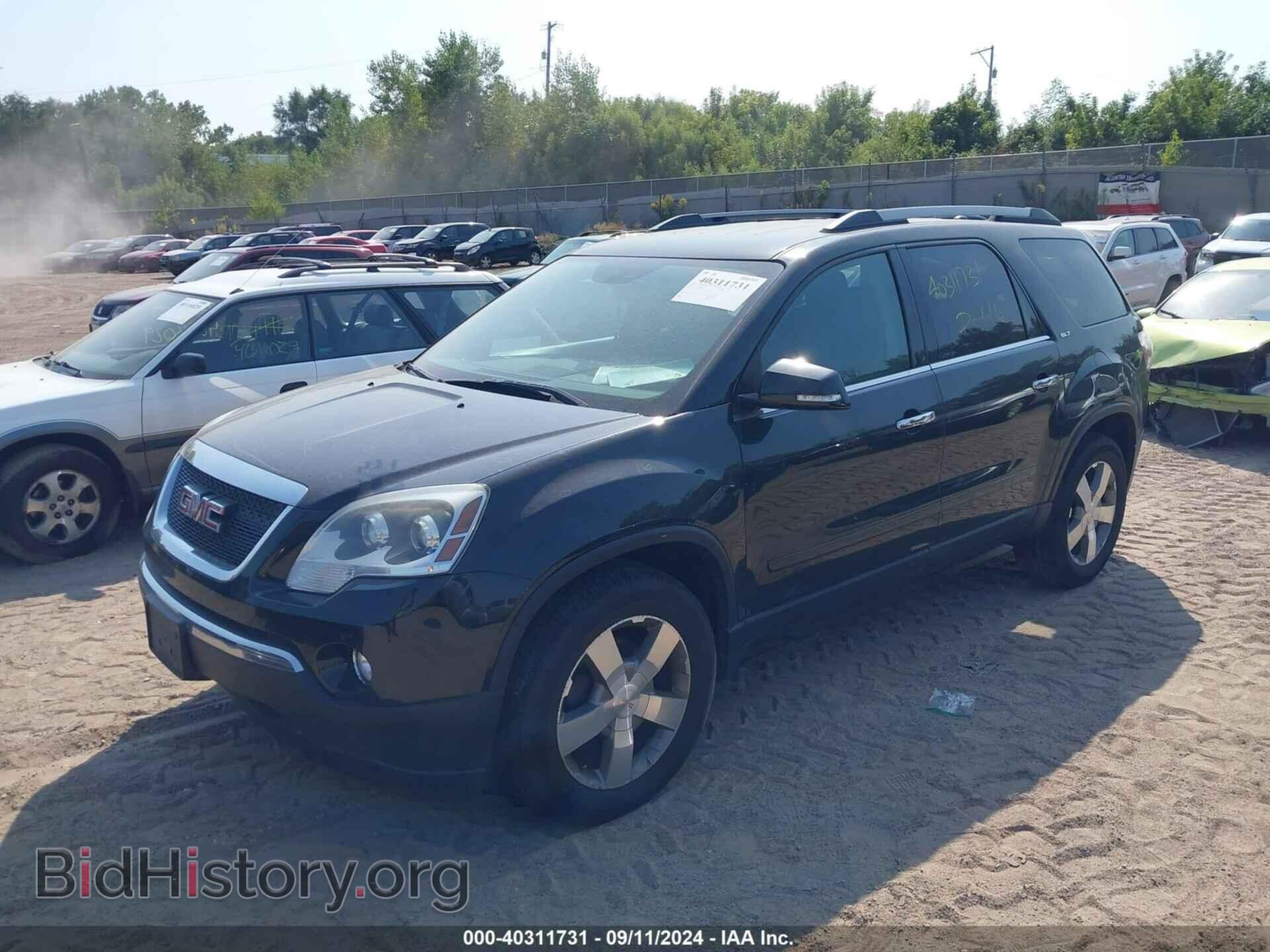 2011 GMC ACADIA - VIN: 1GKKVRED2BJ202267 - Photo 2