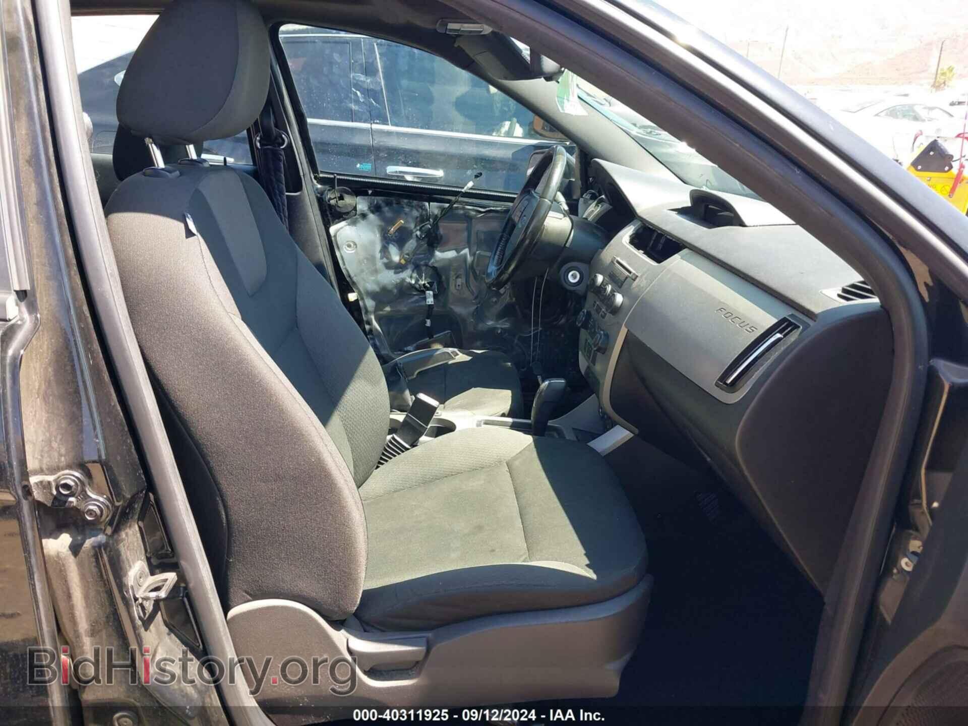 2009 FORD FOCUS - VIN: 1FAHP36N89W105579 - Фото 5