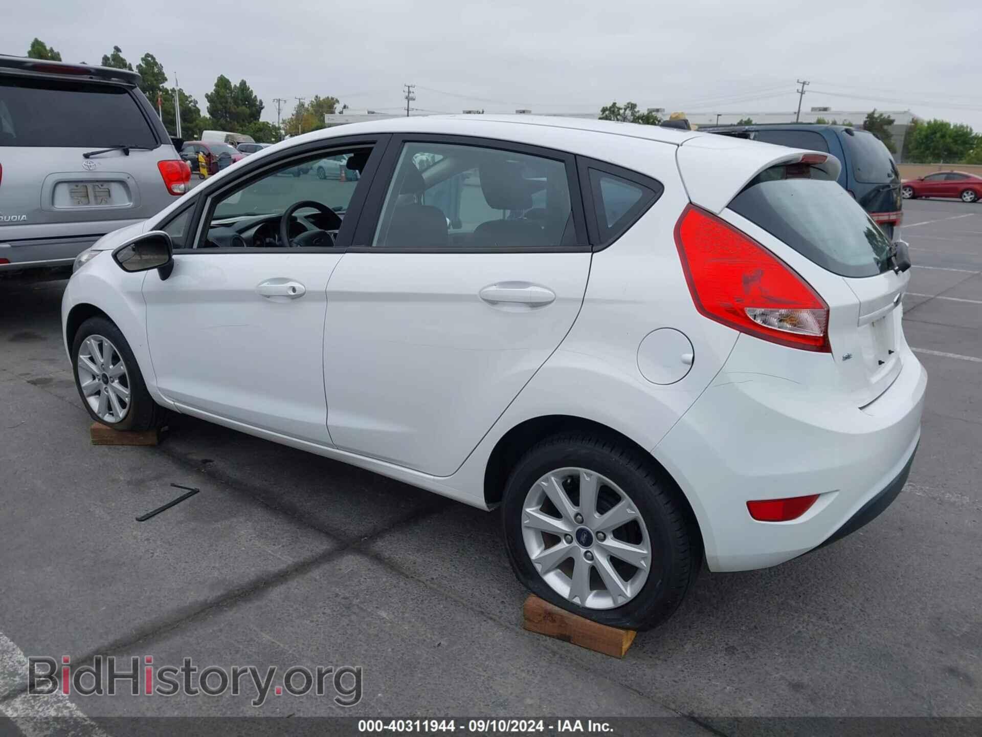 2011 FORD FIESTA - VIN: 3FADP4EJ2BM159999 - Фото 3