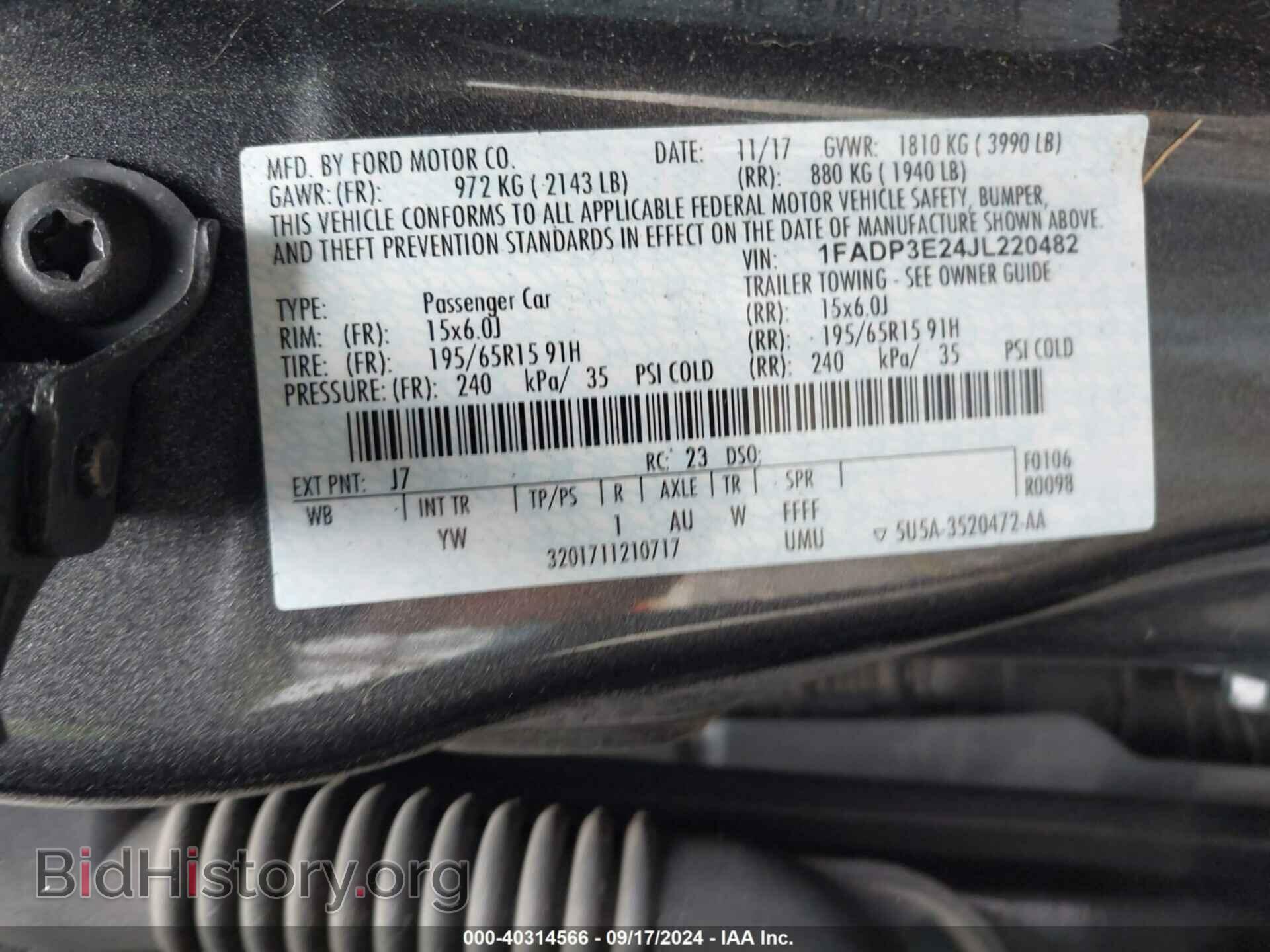 2018 FORD FOCUS - VIN: 1FADP3E24JL220482 - Фото 9