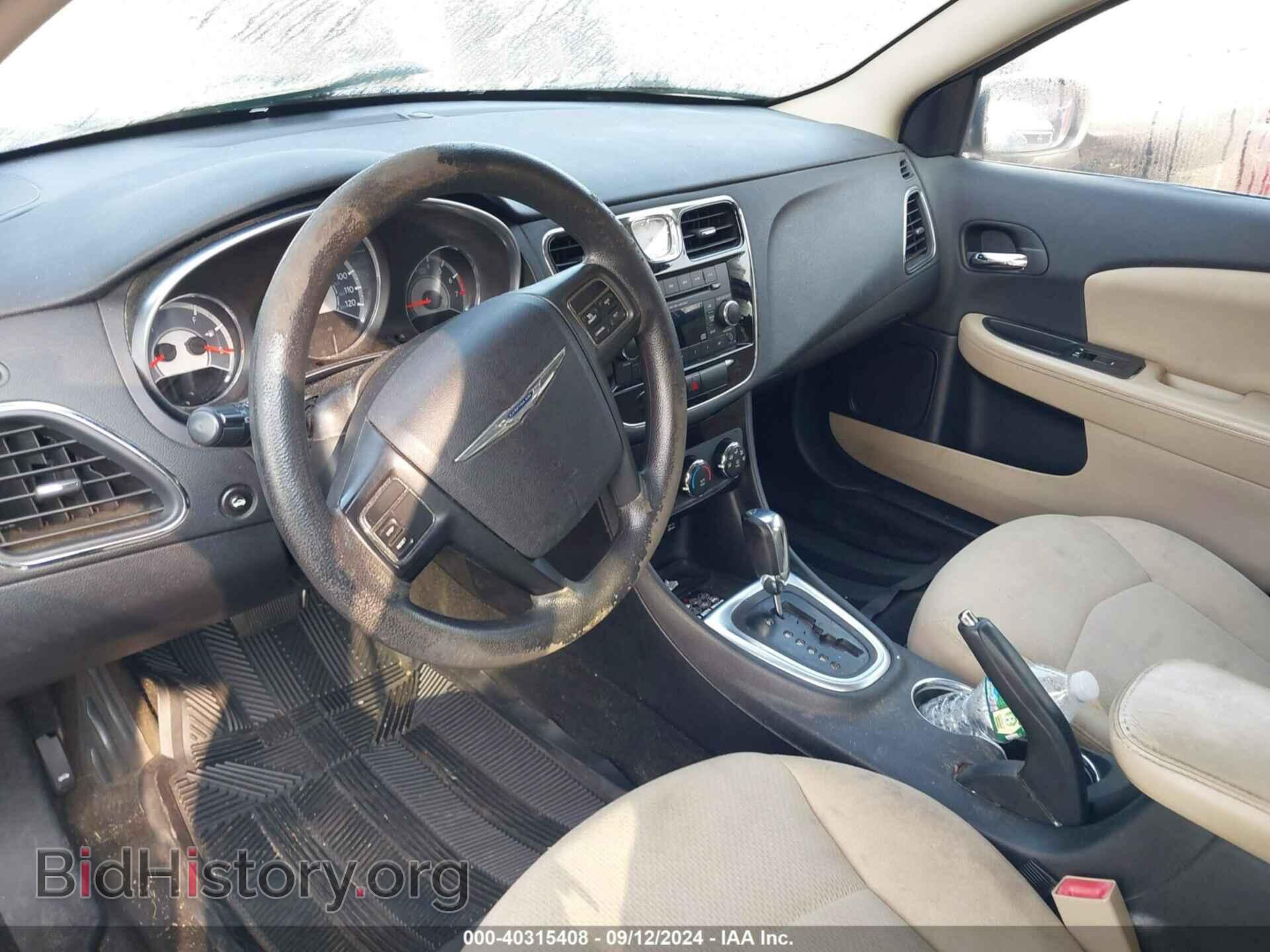 2012 CHRYSLER 200 - VIN: 1C3CCBAB9CN282621 - Фото 5
