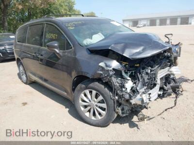 2017 Chrysler PACIFICA Touring-L, gray — VIN 2C4RC1BGXHR592622, IAAI