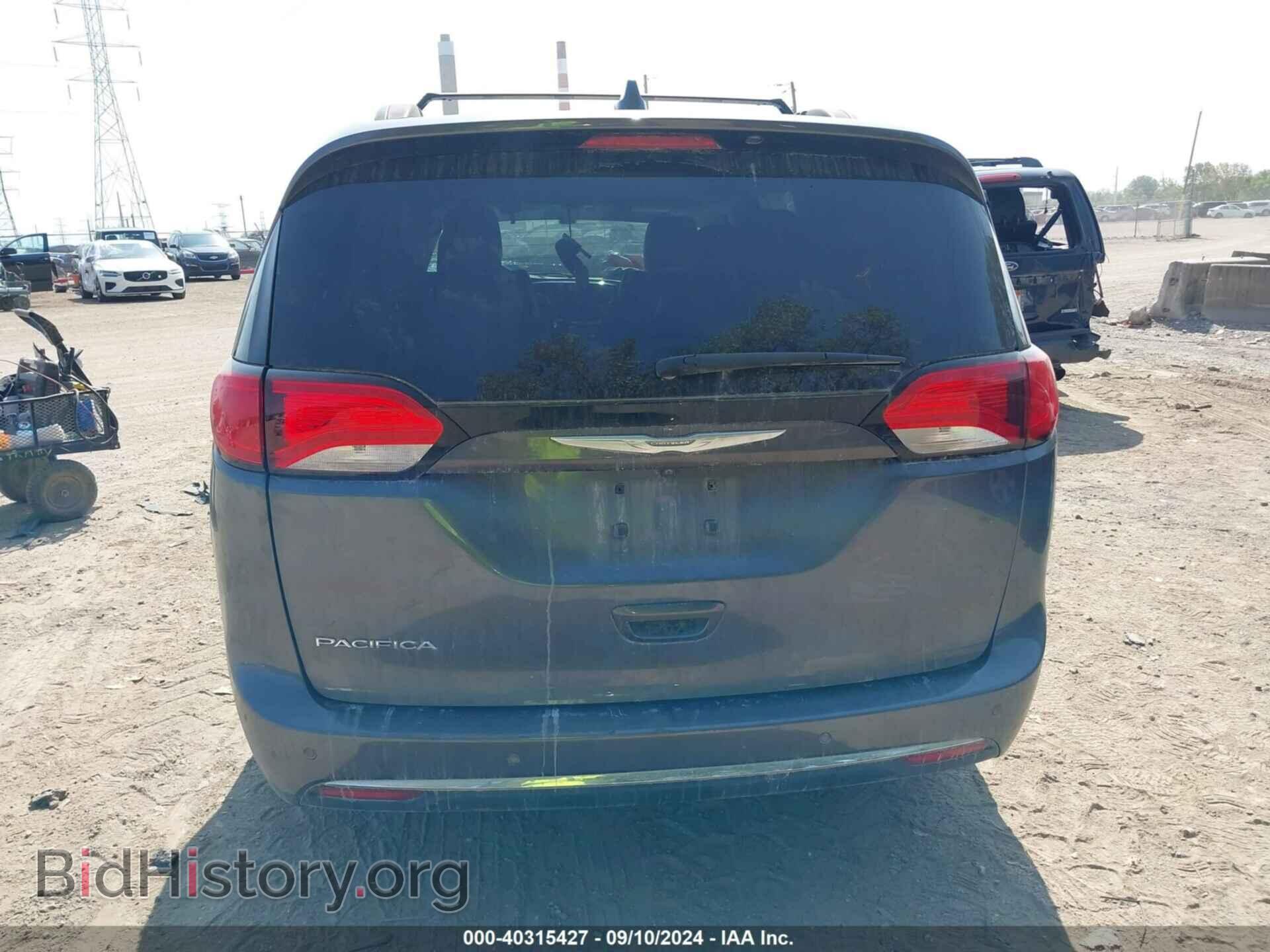 2017 CHRYSLER PACIFICA - VIN: 2C4RC1BGXHR592622 - Фото 16