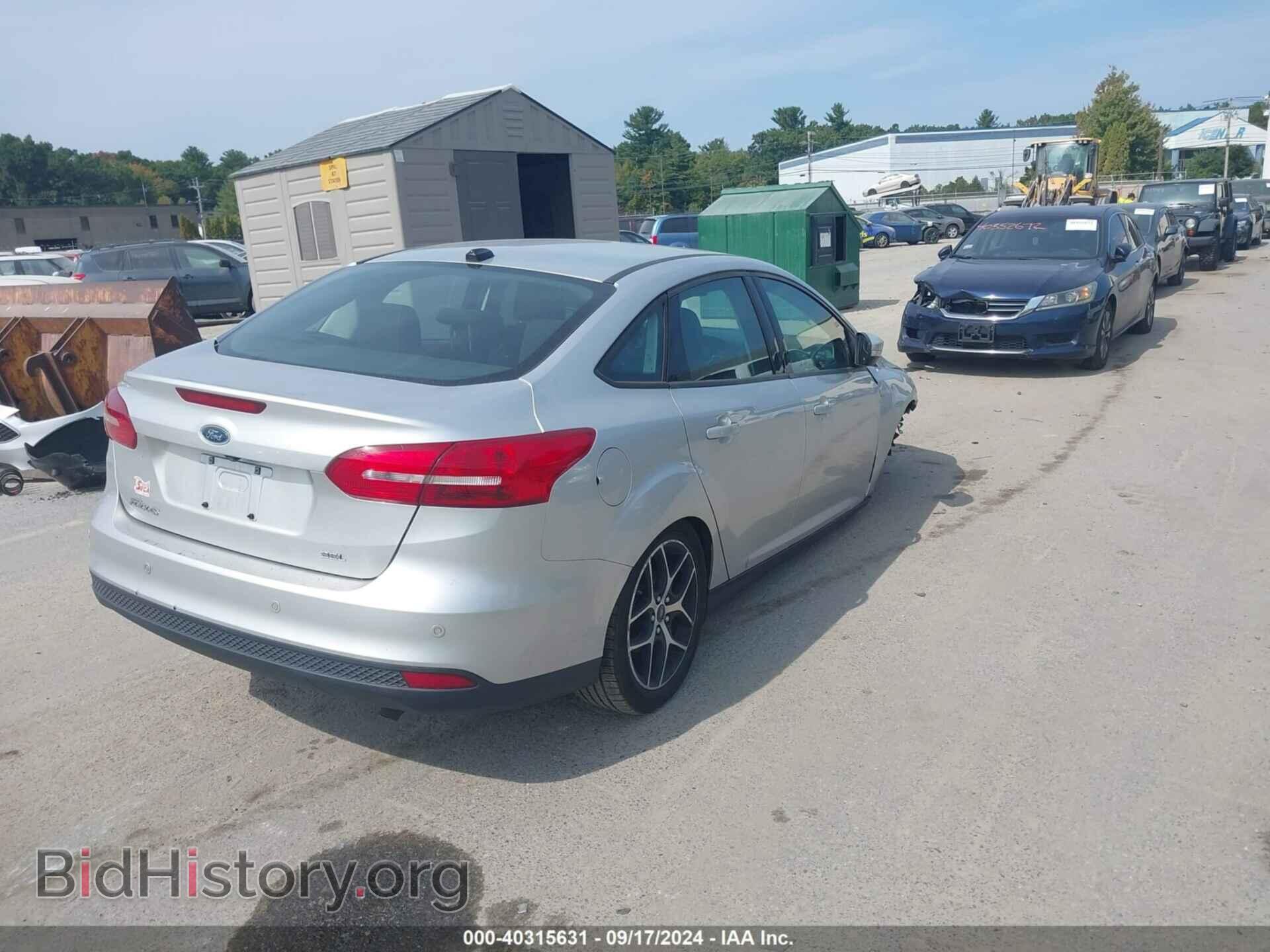 2017 FORD FOCUS - VIN: 1FADP3H20HL311321 - Фото 4