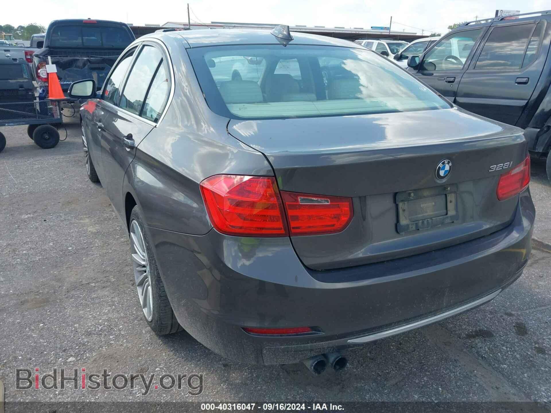 2012 BMW 328I - VIN: WBA3A5C56CF343859 - Фото 3