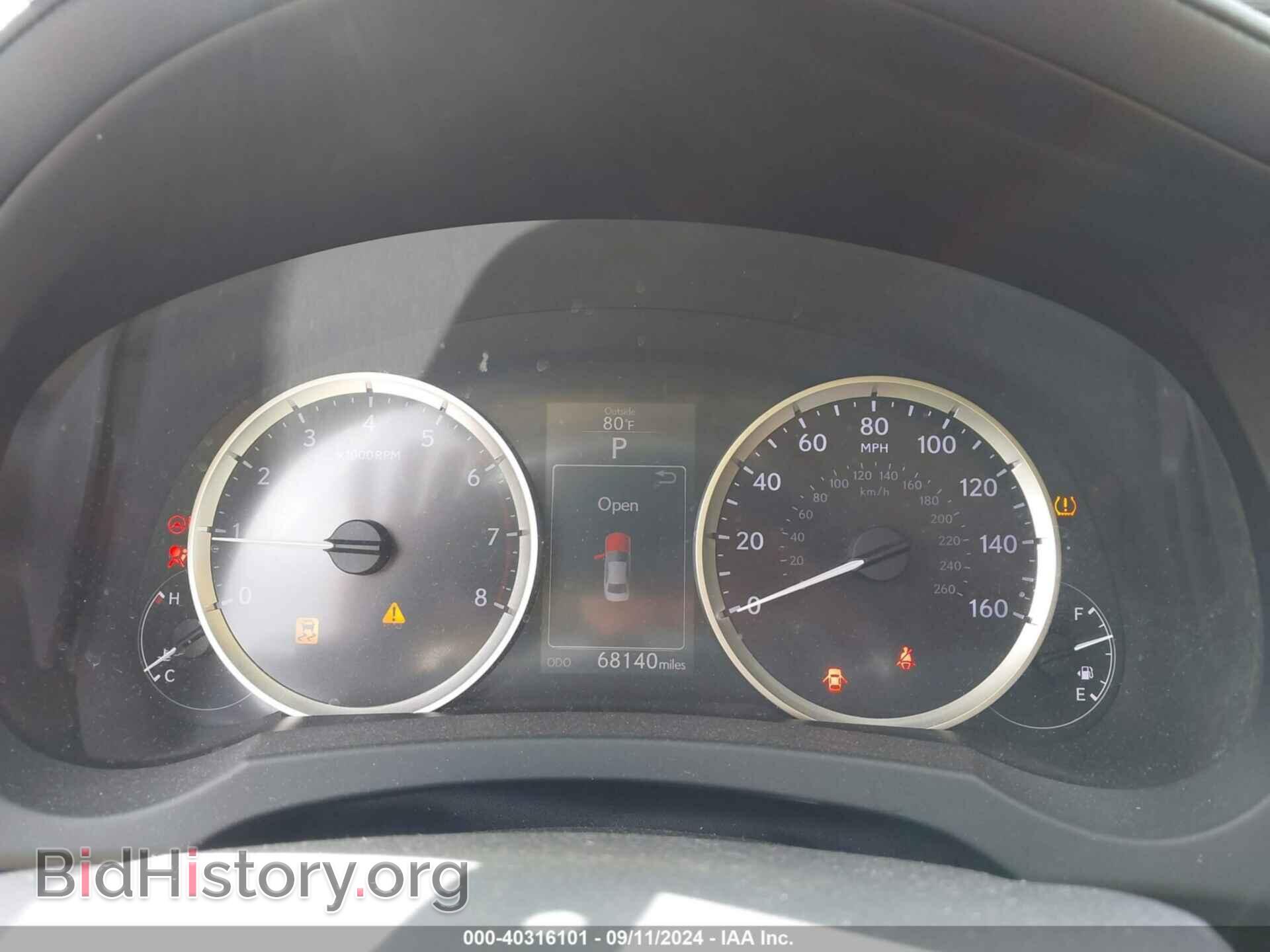 2016 LEXUS IS 200T - VIN: JTHBA1D26G5018666 - Фото 7