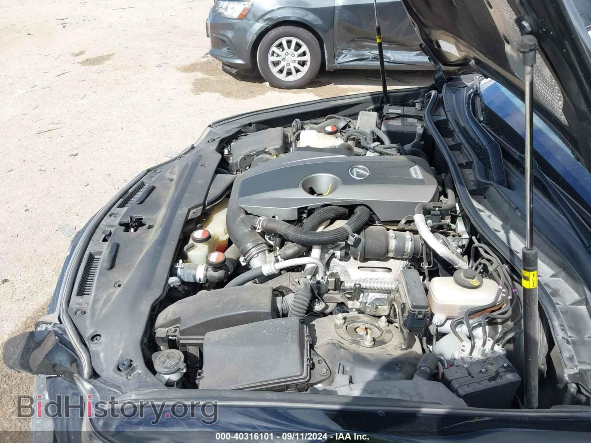 2016 LEXUS IS 200T - VIN: JTHBA1D26G5018666 - Фото 10