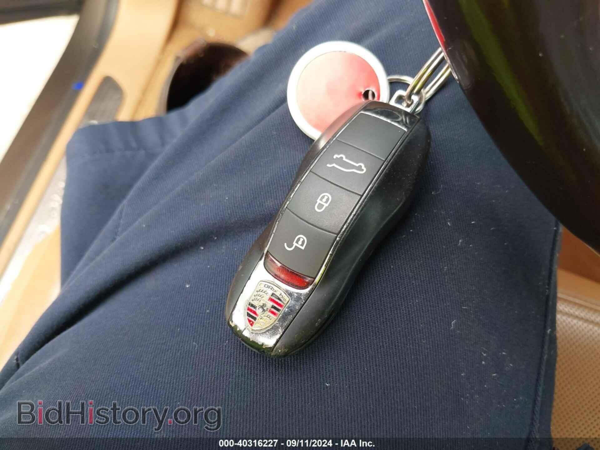 2013 PORSCHE CAYENNE - VIN: WP1AD2A21DLA73515 - Фото 11