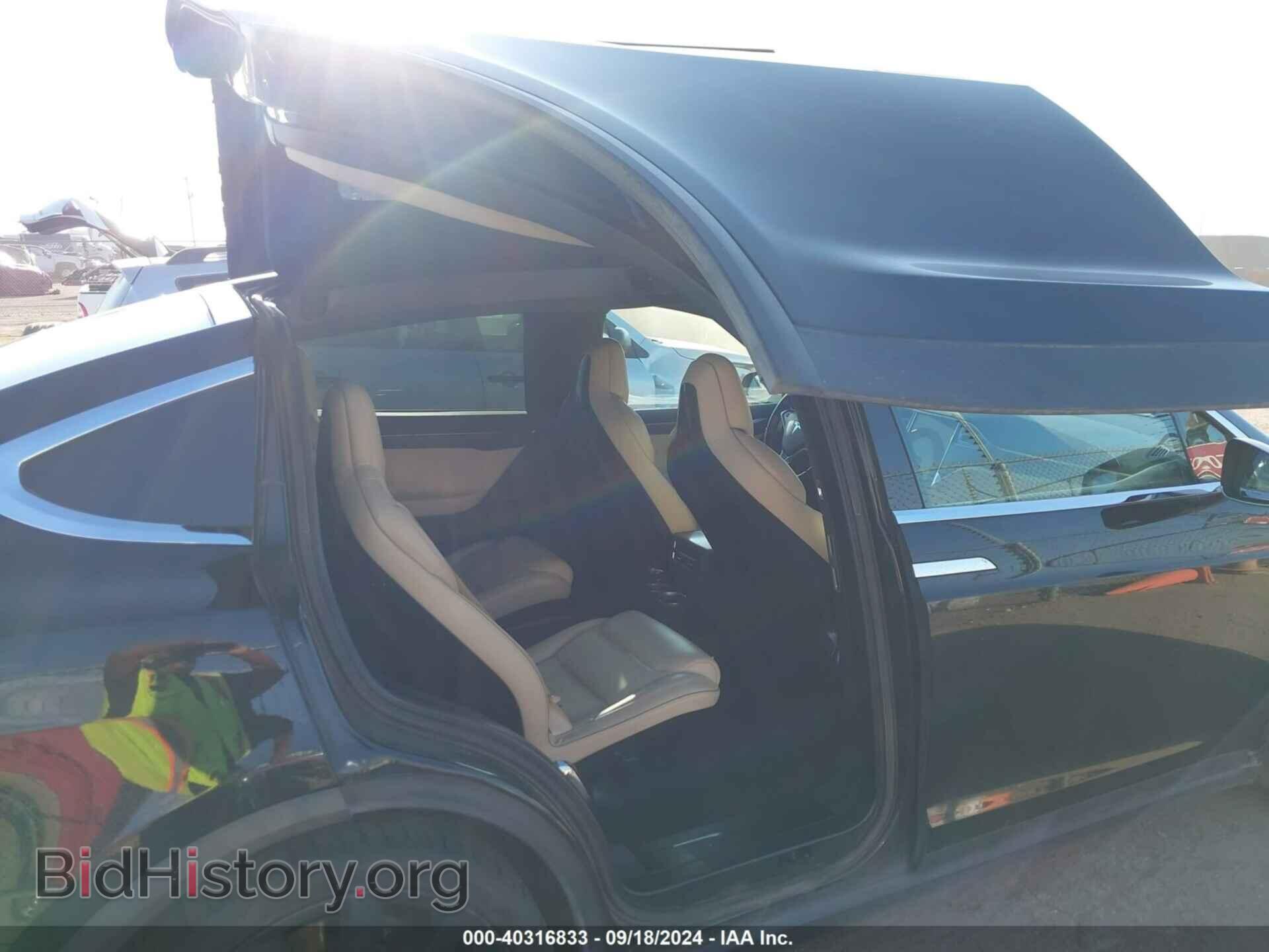 2016 TESLA MODEL X - VIN: 5YJXCBE40GF003795 - Photo 8