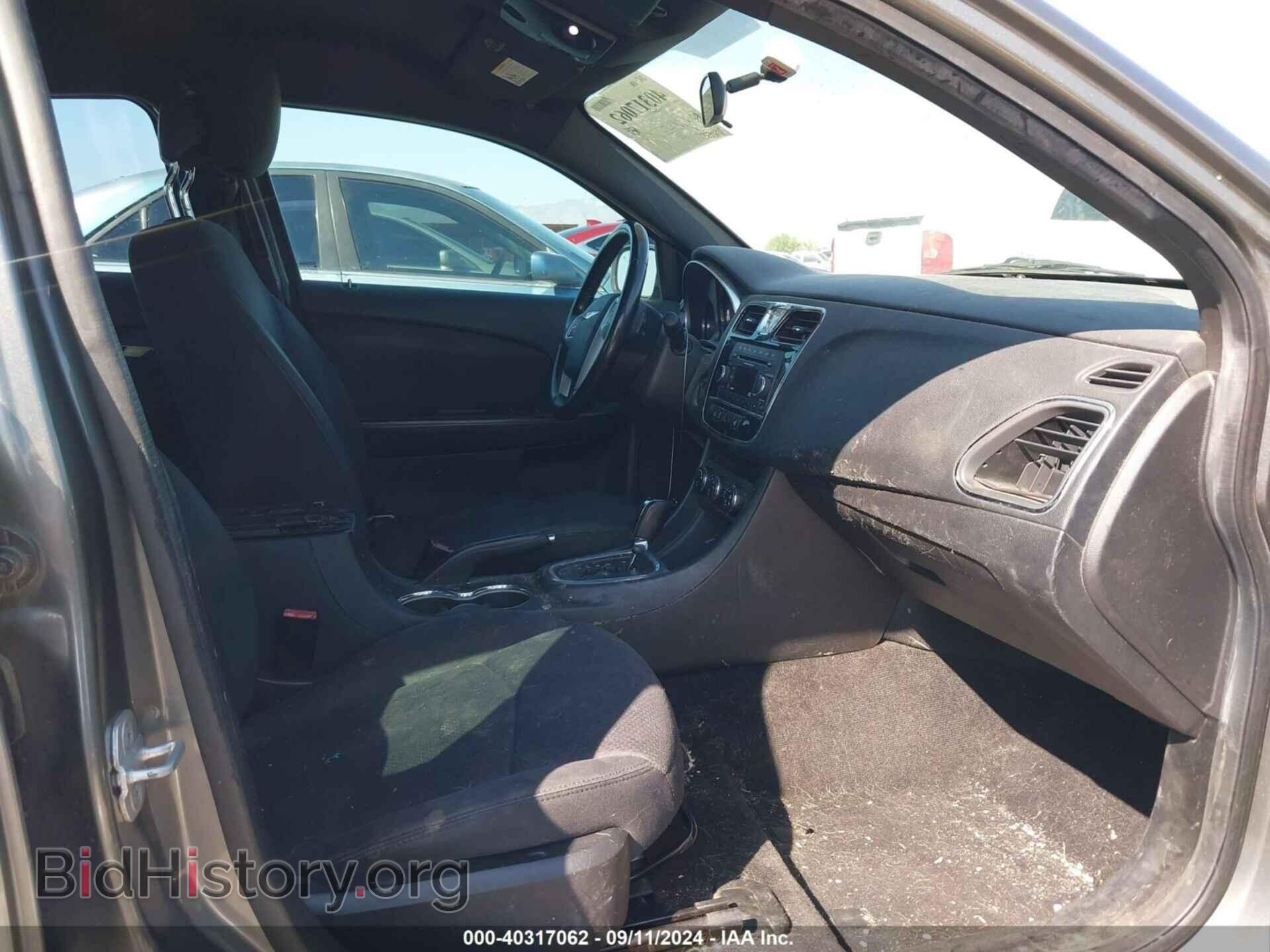 2013 CHRYSLER 200 - VIN: 1C3CCBBB3DN538879 - Фото 5