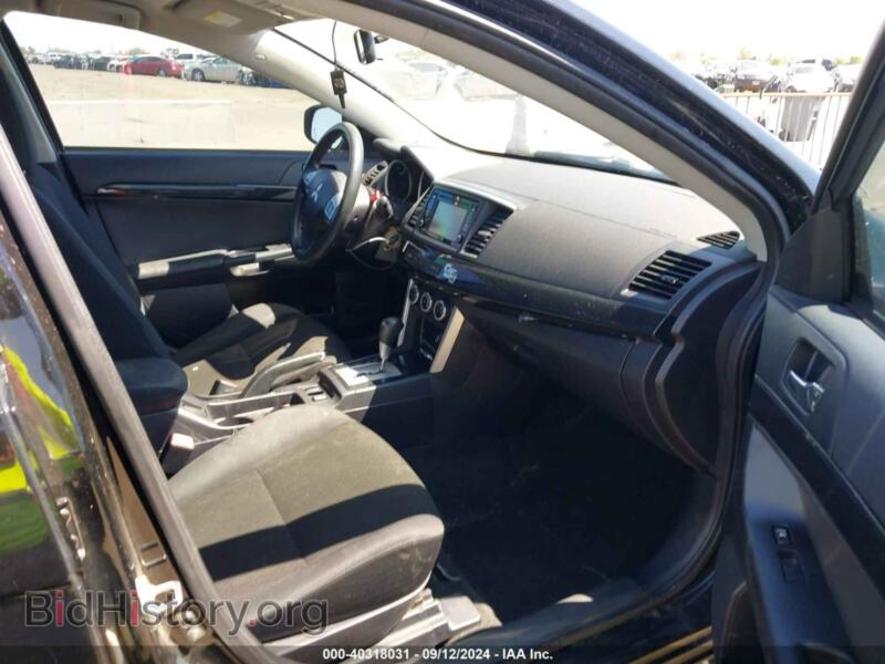 2017 Mitsubishi LANCER (VIN JA32V2FW3HU009683) — photo 5 of 16