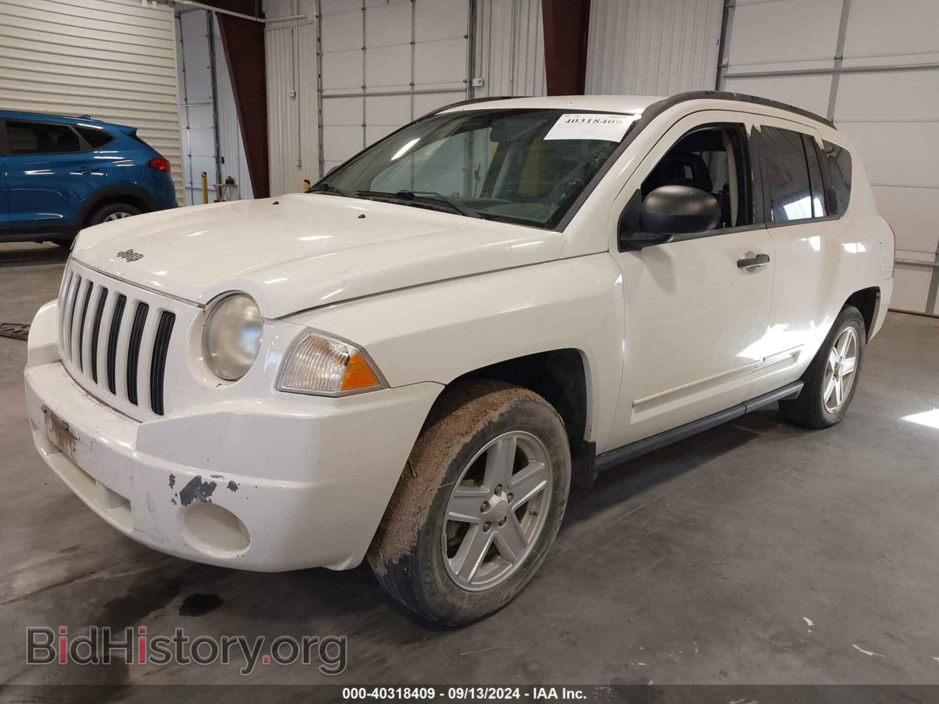 2008 JEEP COMPASS - VIN: 1J8FF47W38D584319 - Фото 2