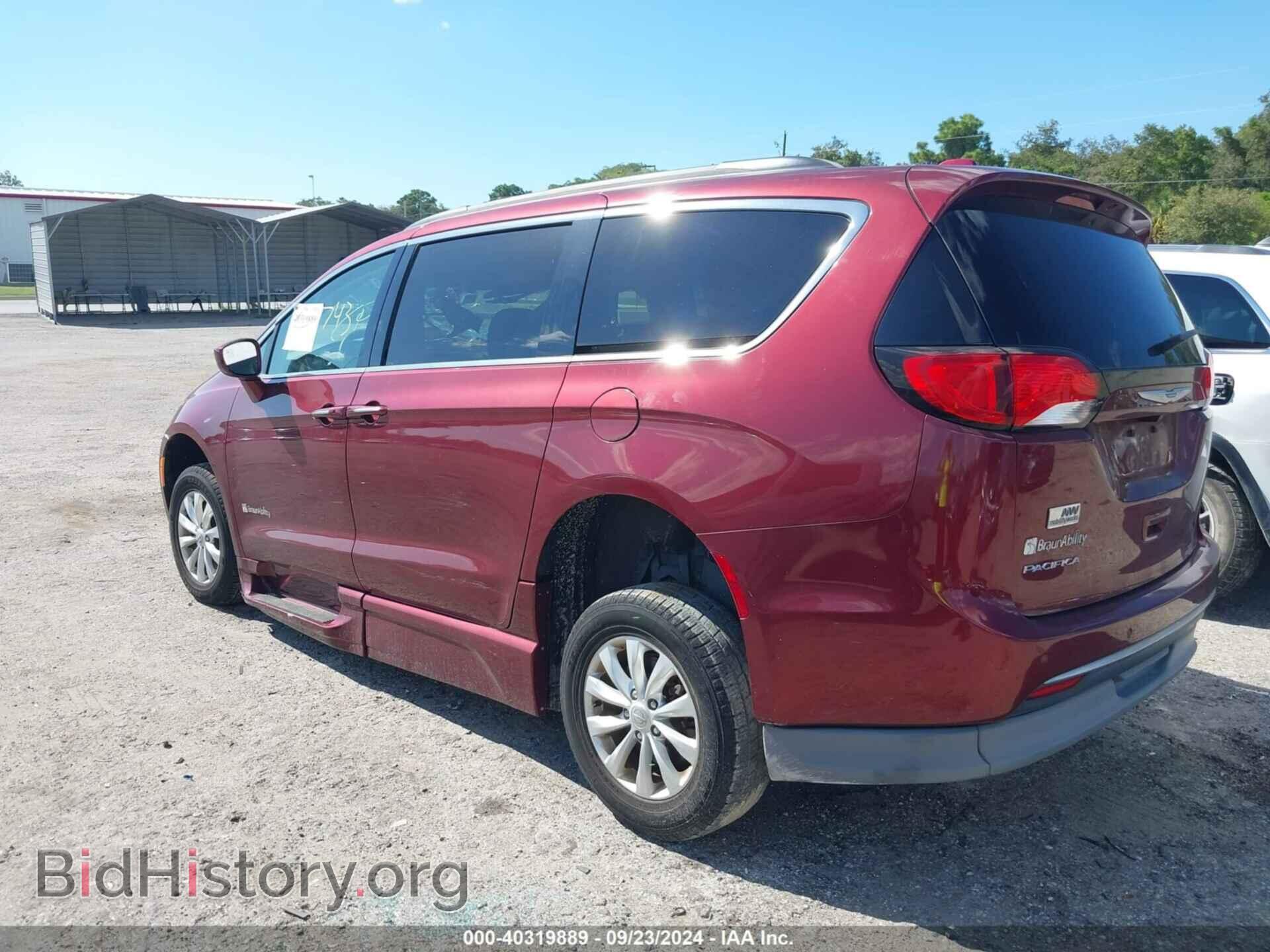 2018 CHRYSLER PACIFICA - VIN: 2C4RC1FG0JR234445 - Photo 3