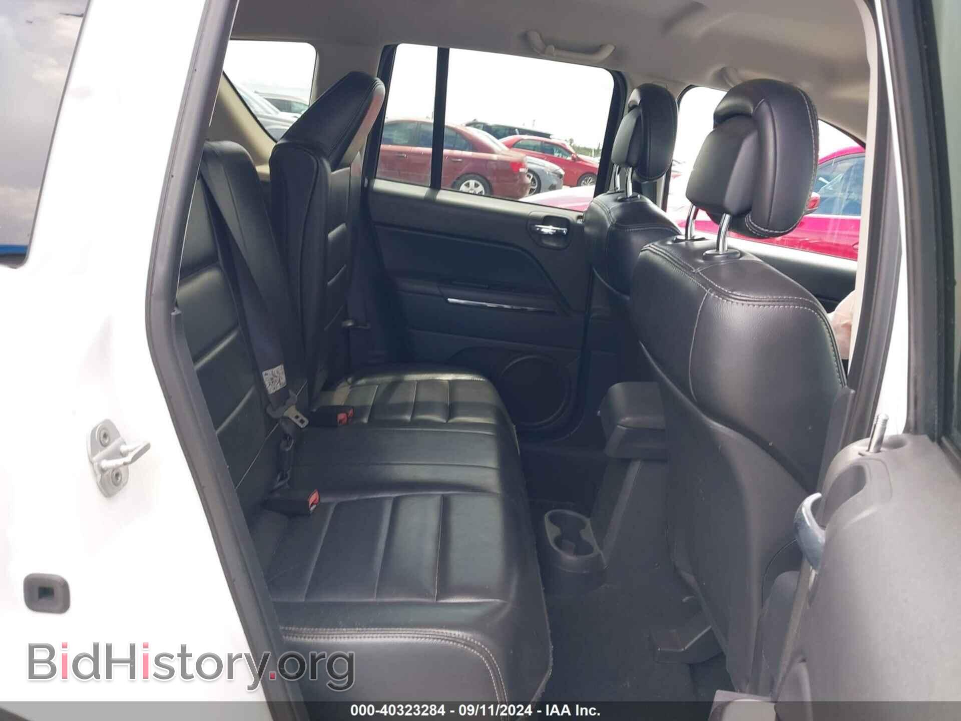 2011 JEEP COMPASS - VIN: 1J4NF5FB0BD257997 - Photo 8
