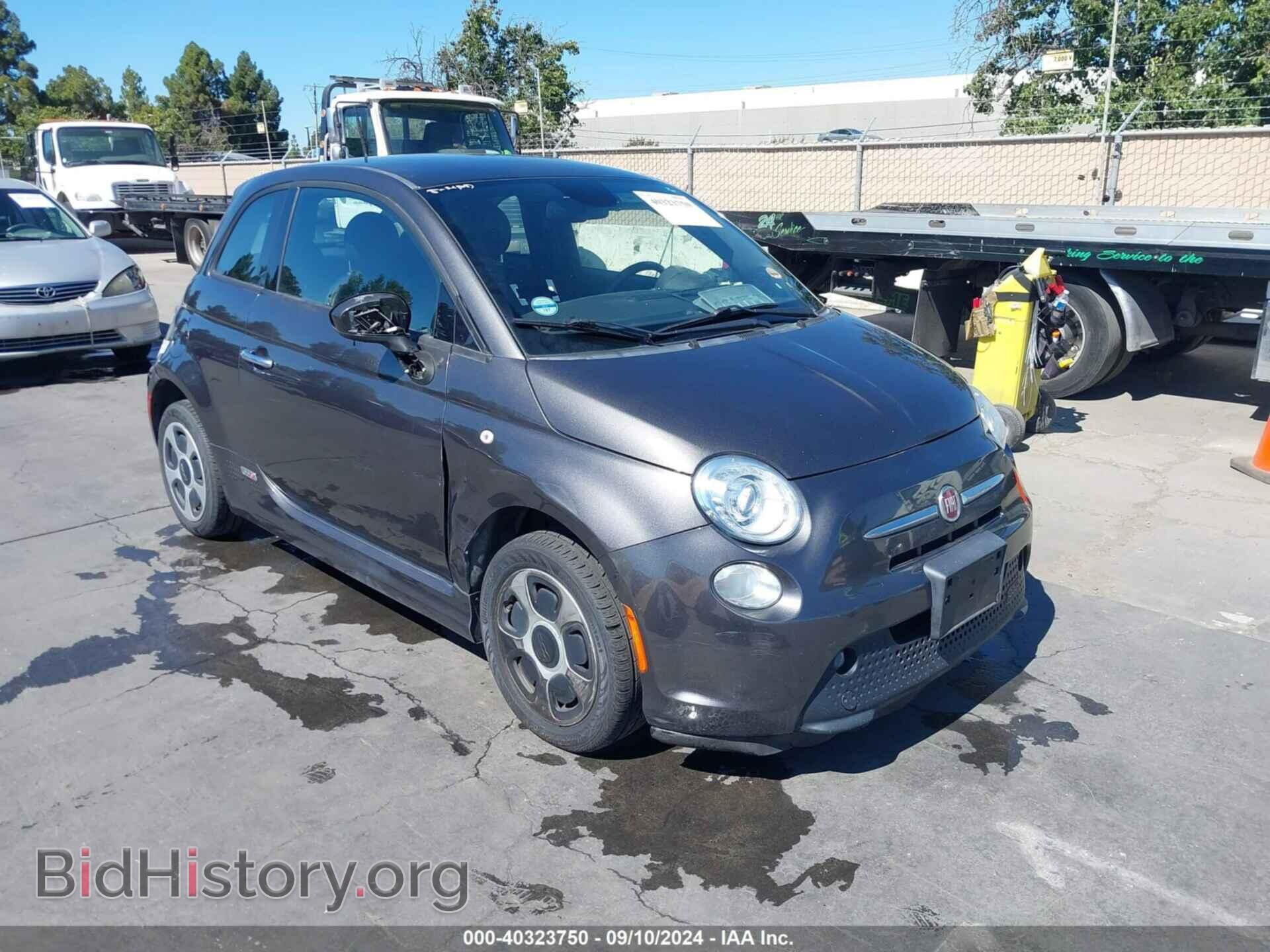 Фотография 3C3CFFGE5FT681627 - FIAT 500E 2015